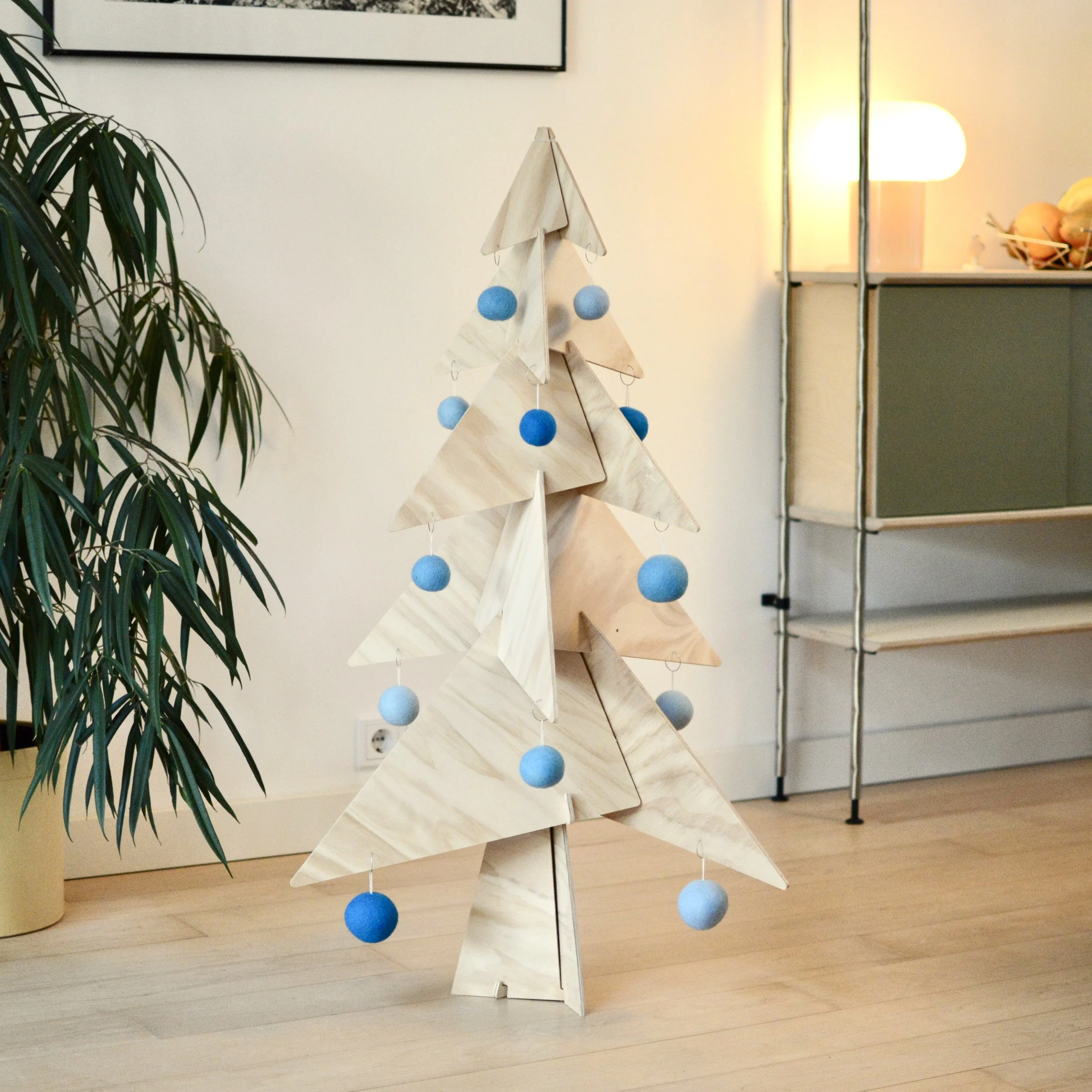 Blue_4.JPG