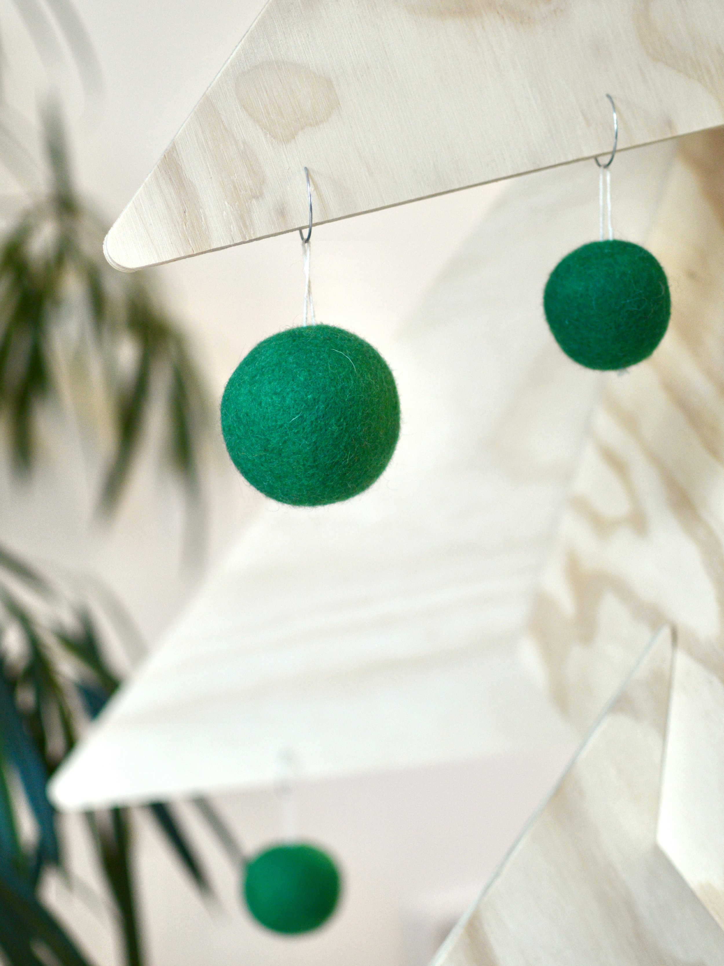 Wollen kerstballen - groen