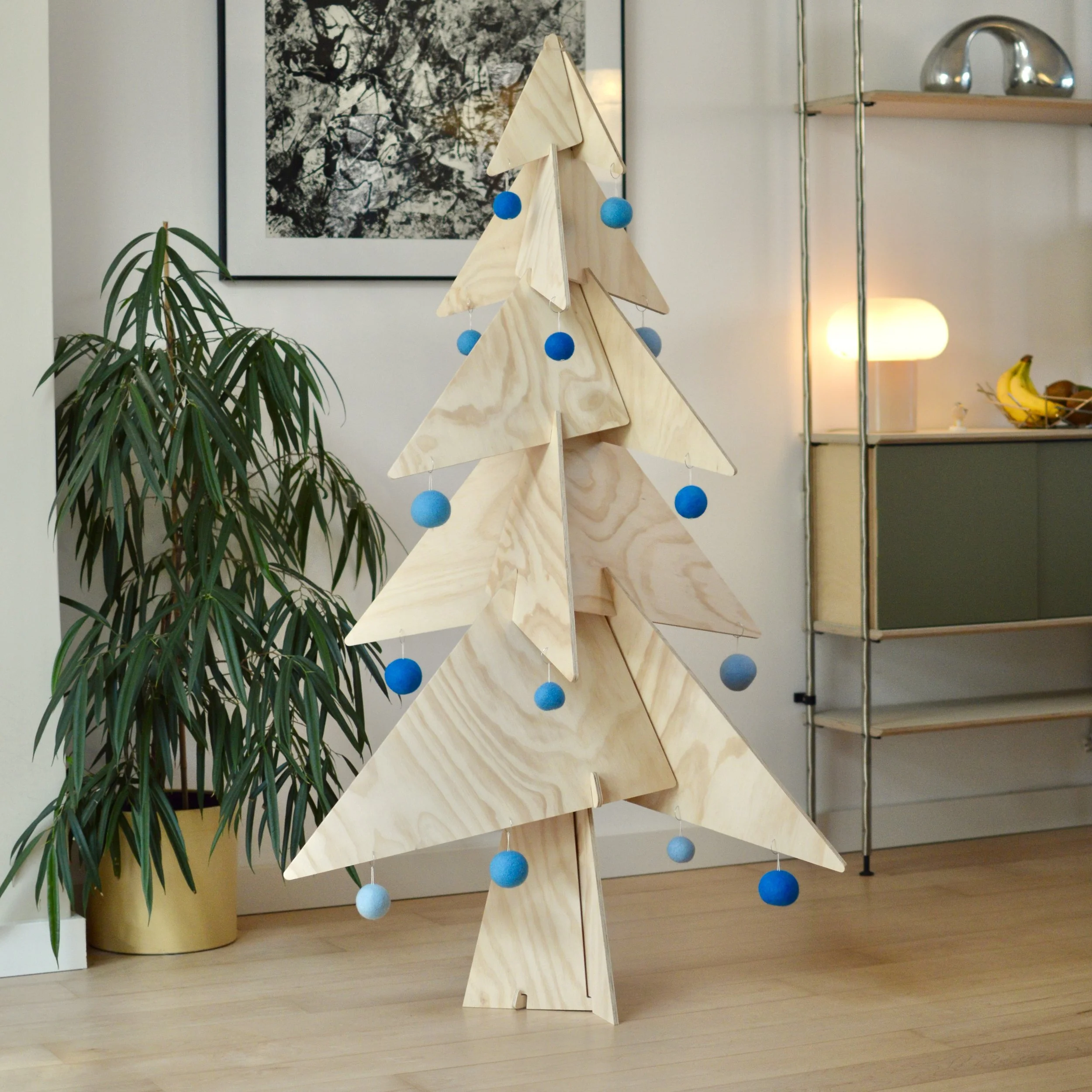 Blue_1.JPG