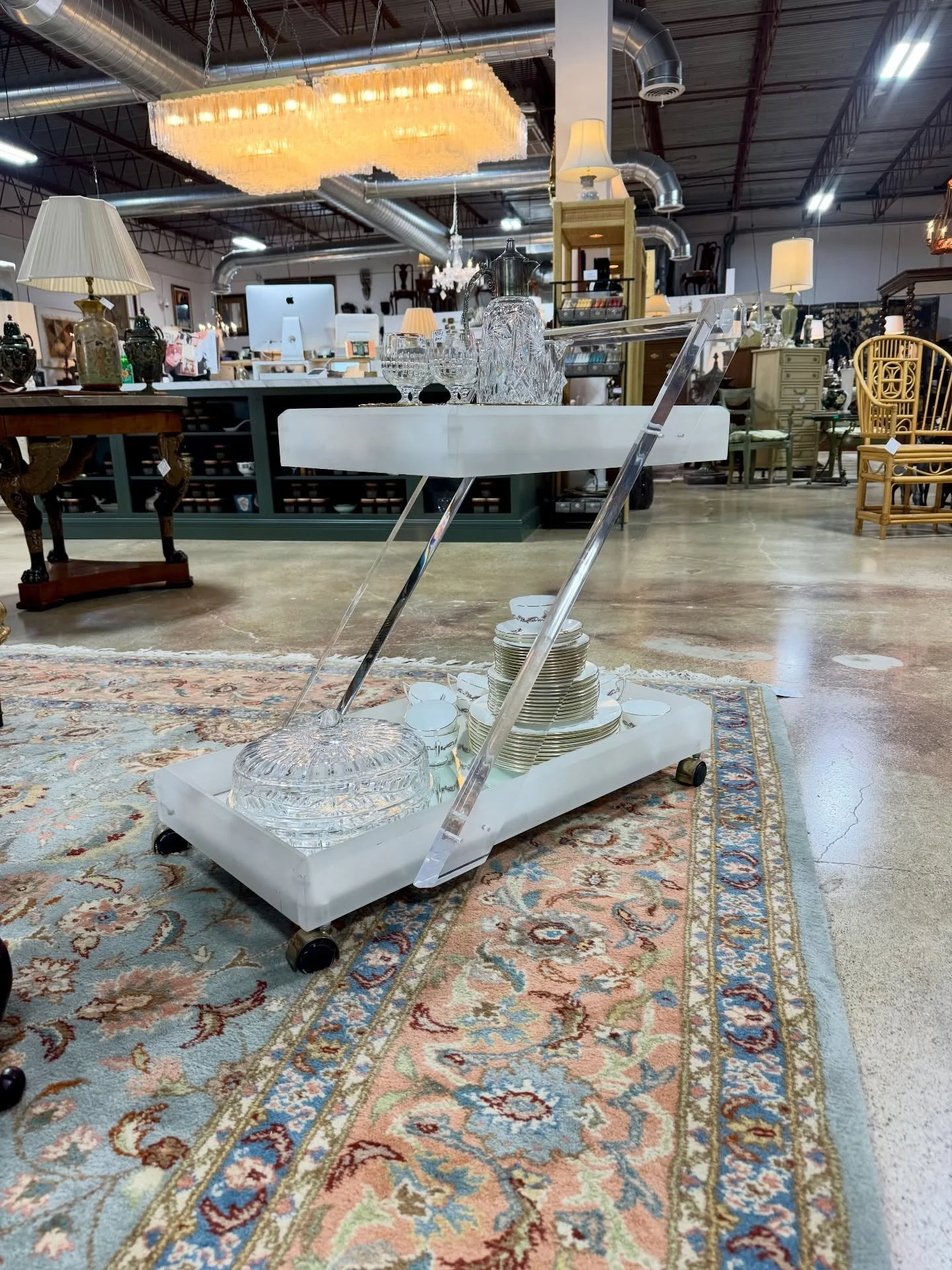 These (amazing!) vintage lucite pieces get so much attention, and for good reason 🤩

Let us know if you&rsquo;re interested in learning more about the bar cart or the table and chairs &mdash; we&rsquo;ll message you more info.

#vintagelucite #shopv