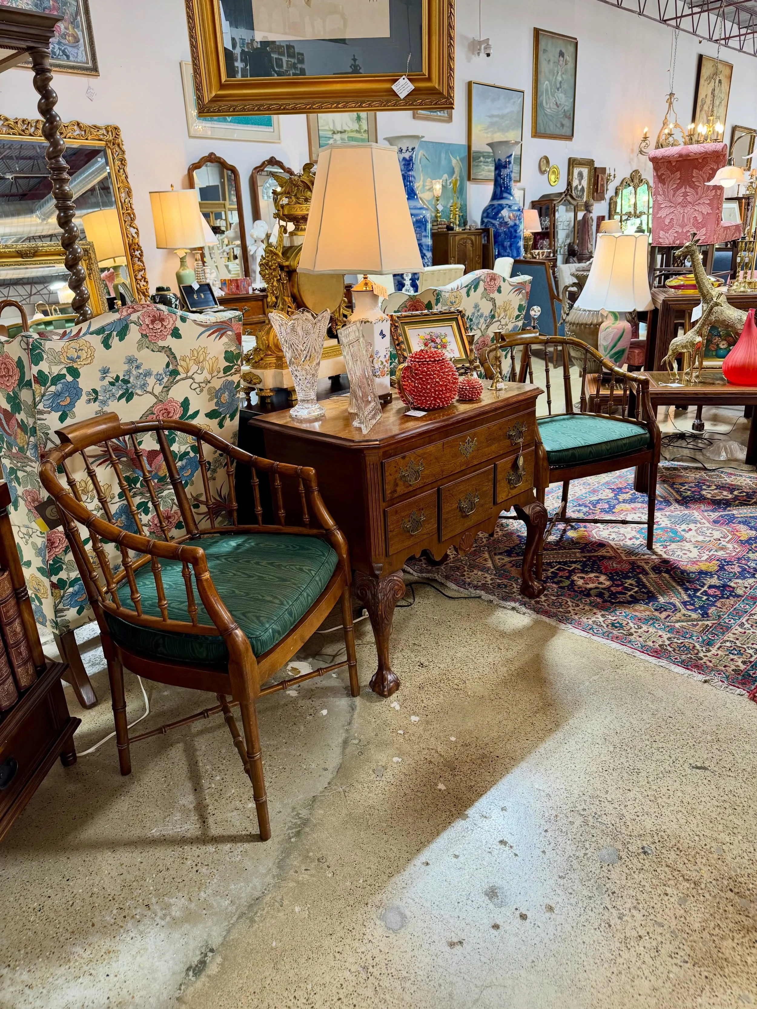 Chairs we love: these

Pair of vintage Hollywood Regency faux bamboo barrel back armchairs &mdash; let us know if you&rsquo;d like more info.

#Armchairs #FauxBambooFurniture #CircaChattanooga