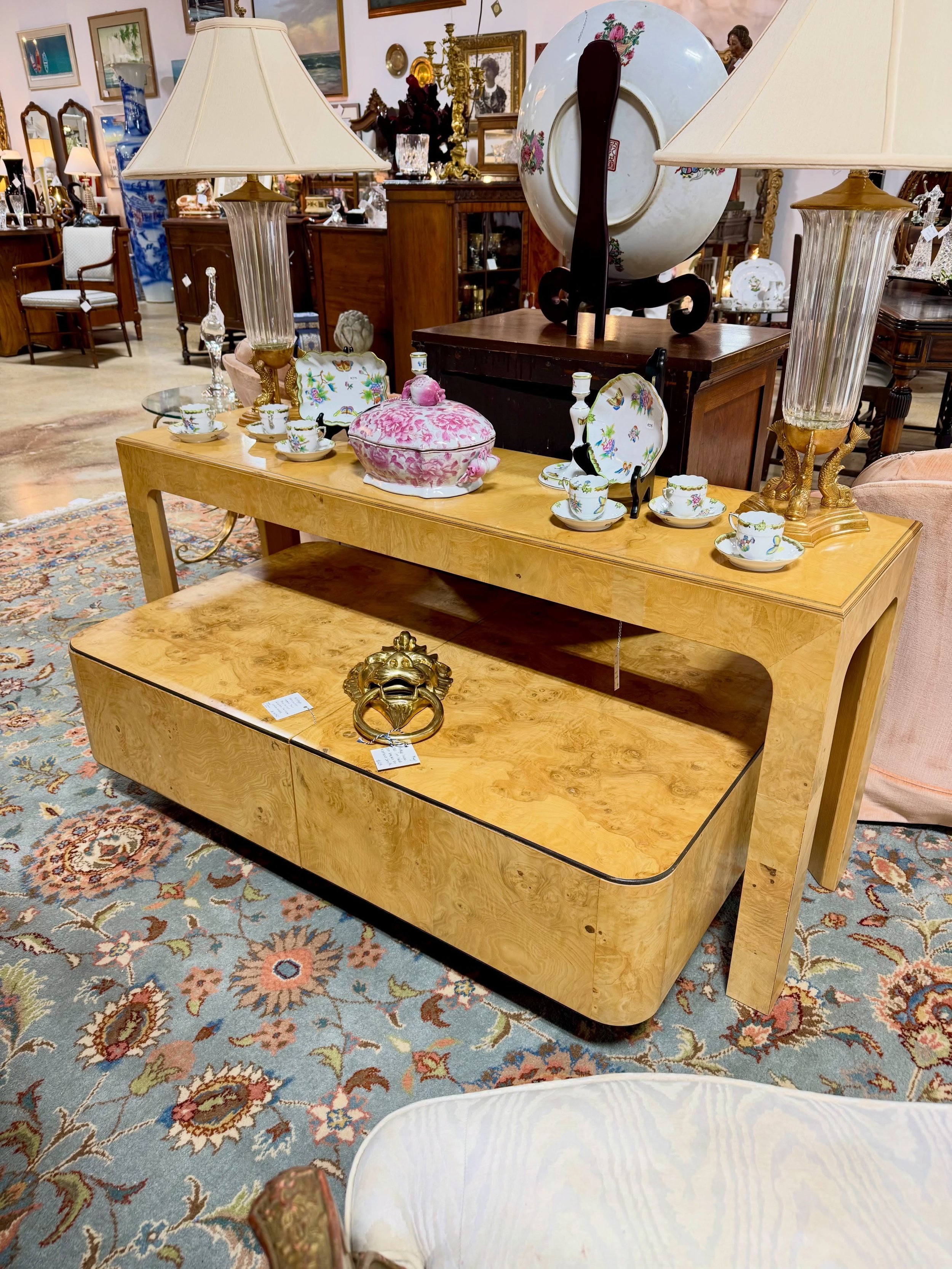 Vintage Henredon Scene Two hidden-storage coffee table and console table 🤩 This burl wood is to die for!

Let us know if you&rsquo;re interested in learning more about these pieces.

#Henredon #VintageFurniture #CircaChattanooga