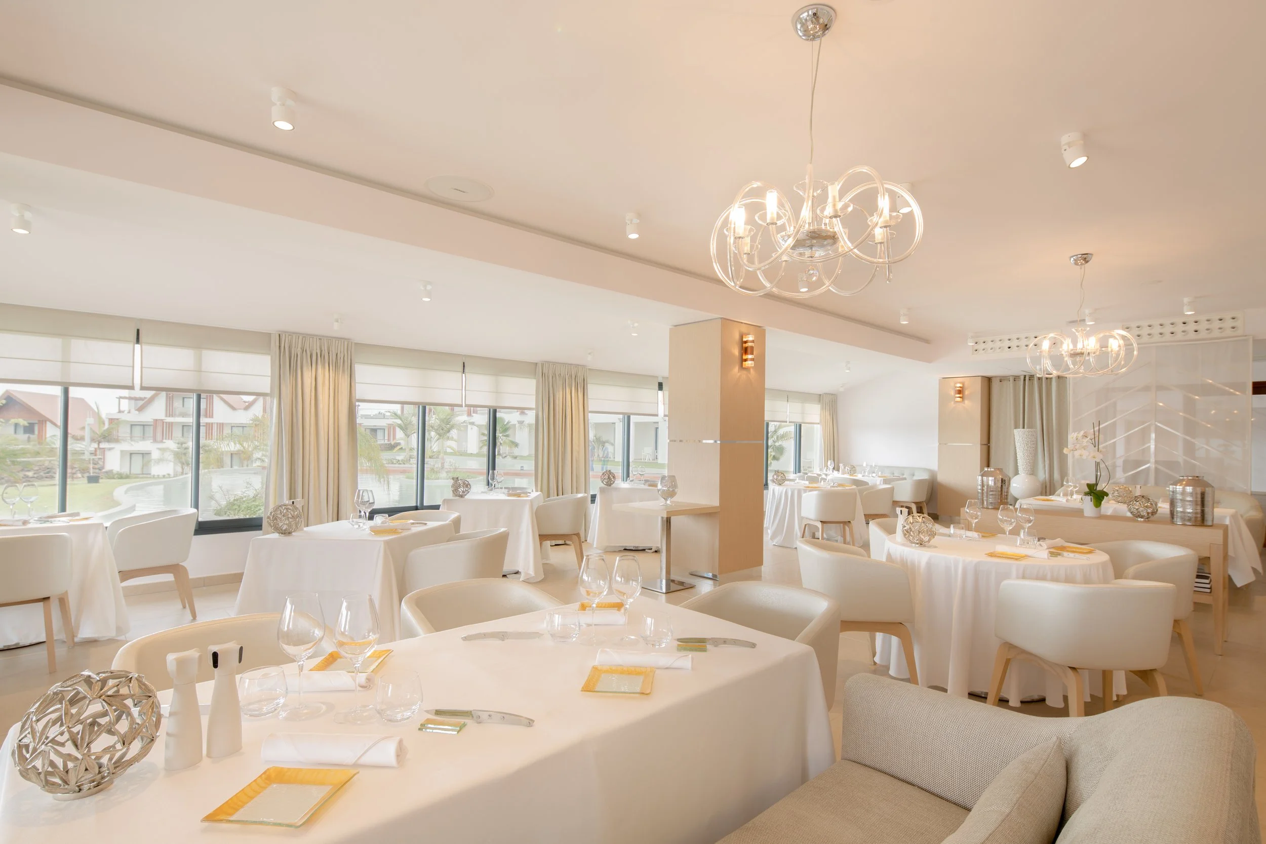 04_AKOYA Hotel & Resort_Restaurant La Perle_Borella Art Design_Ile de la Réunion.jpg