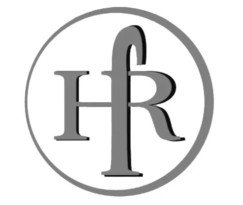 Logo circulaire avec les lettres H et R stylisées en noir et blanc.