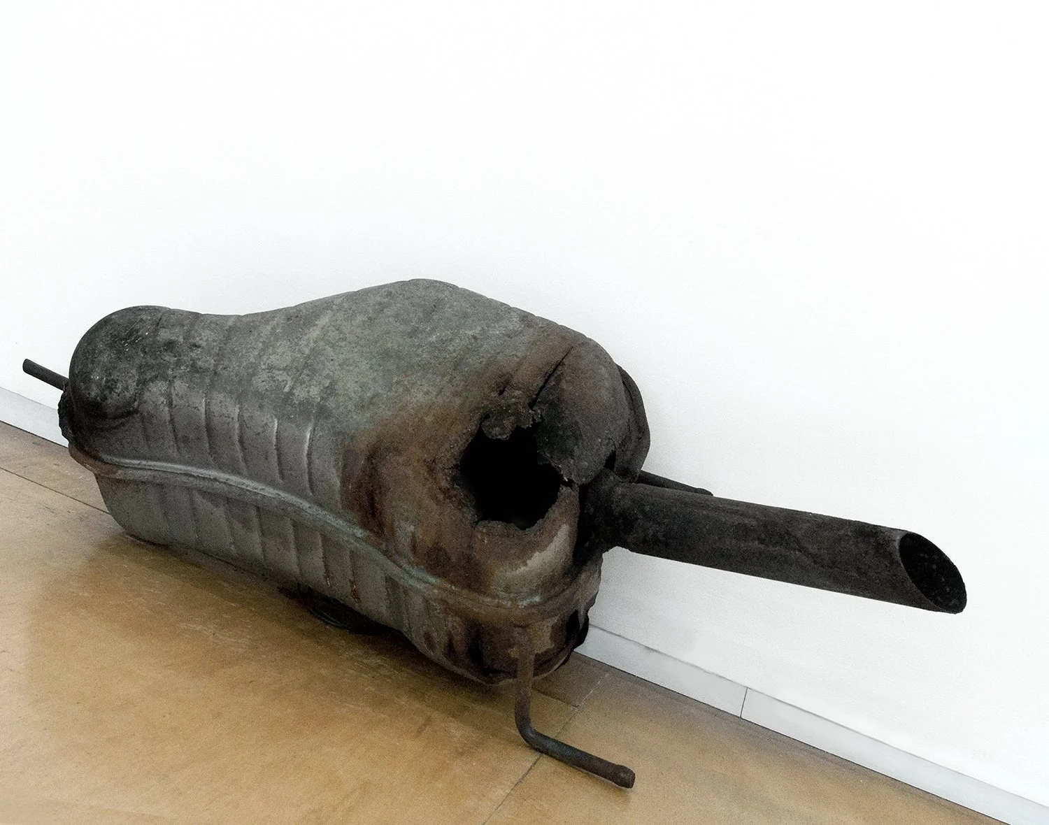 Trapped in a valve_01.jpg