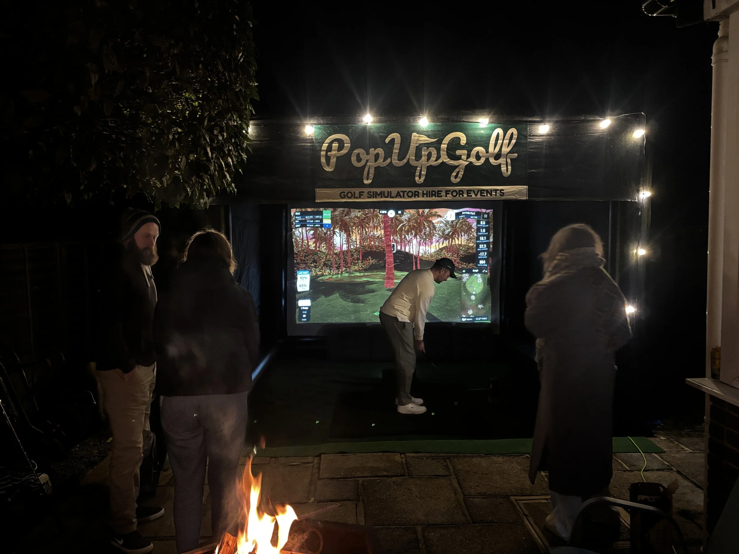 Simulator at a garden party