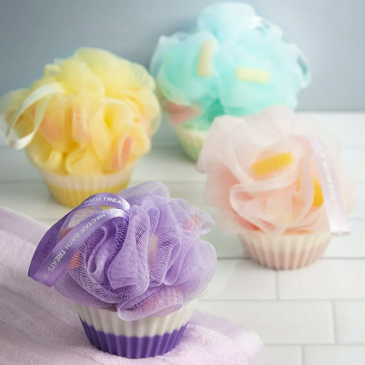 Make your shower time extra special with our Exfoliating Loofah Scrub Soap! This soap treat has different scents and contains a loofah built right in, perfect for anybody - no matter your age you will love it!