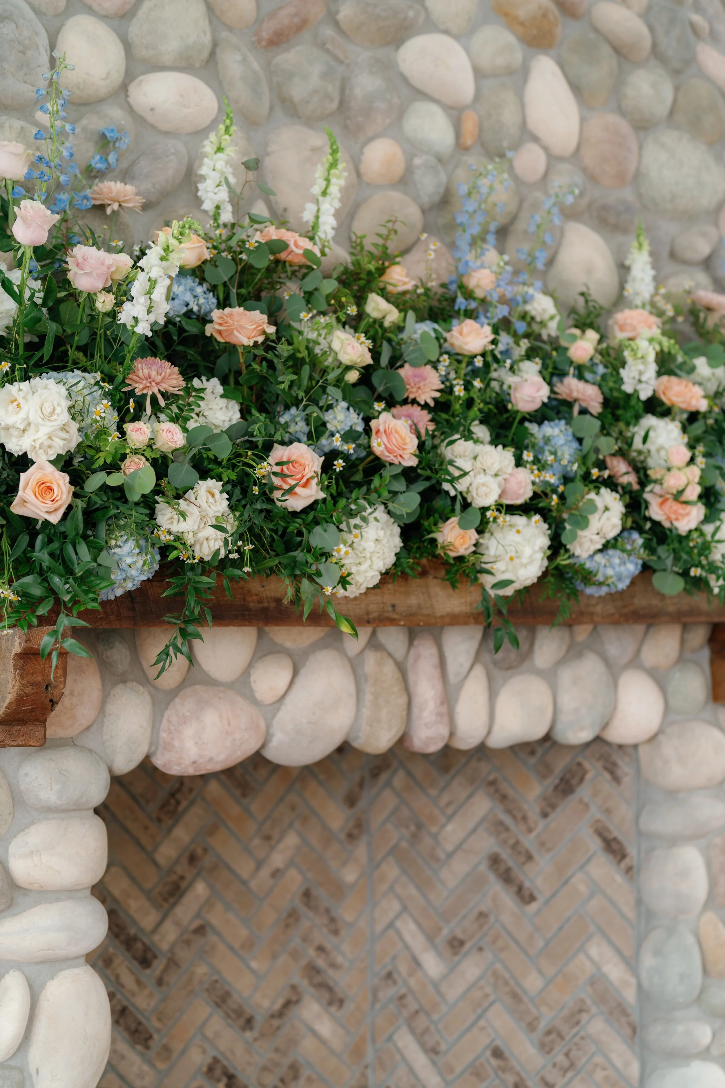 MagdalenaStudios_JulianRyan_Wedding-16.jpg