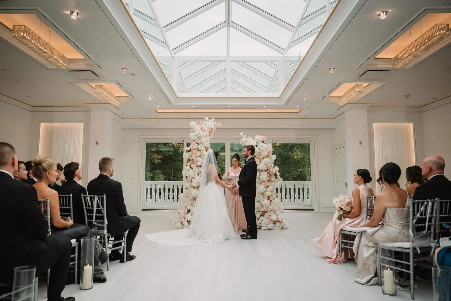 Danielle &amp; AJ

At @crystalplaza beautifully captured by @miltongilphotographers 

#wedding #weddinginspiration #weddingdecor #weddingflowers #flowers
