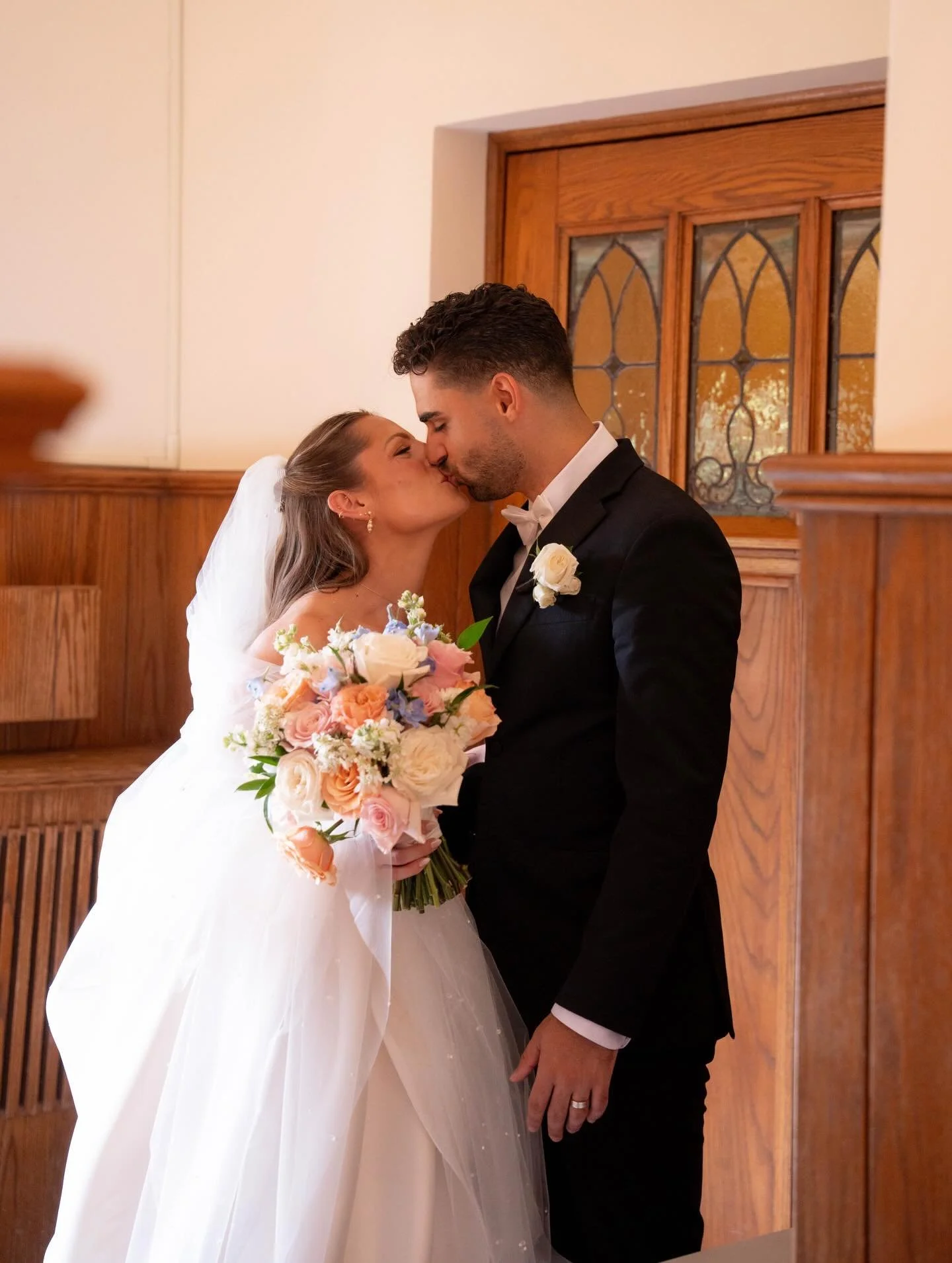 Alexis &amp; Robert 

At @eventsatfelina 
Captured by the wonderful @youngplantweddings 

#wedding #flowers #weddinginspiration #florist #weddingflorist