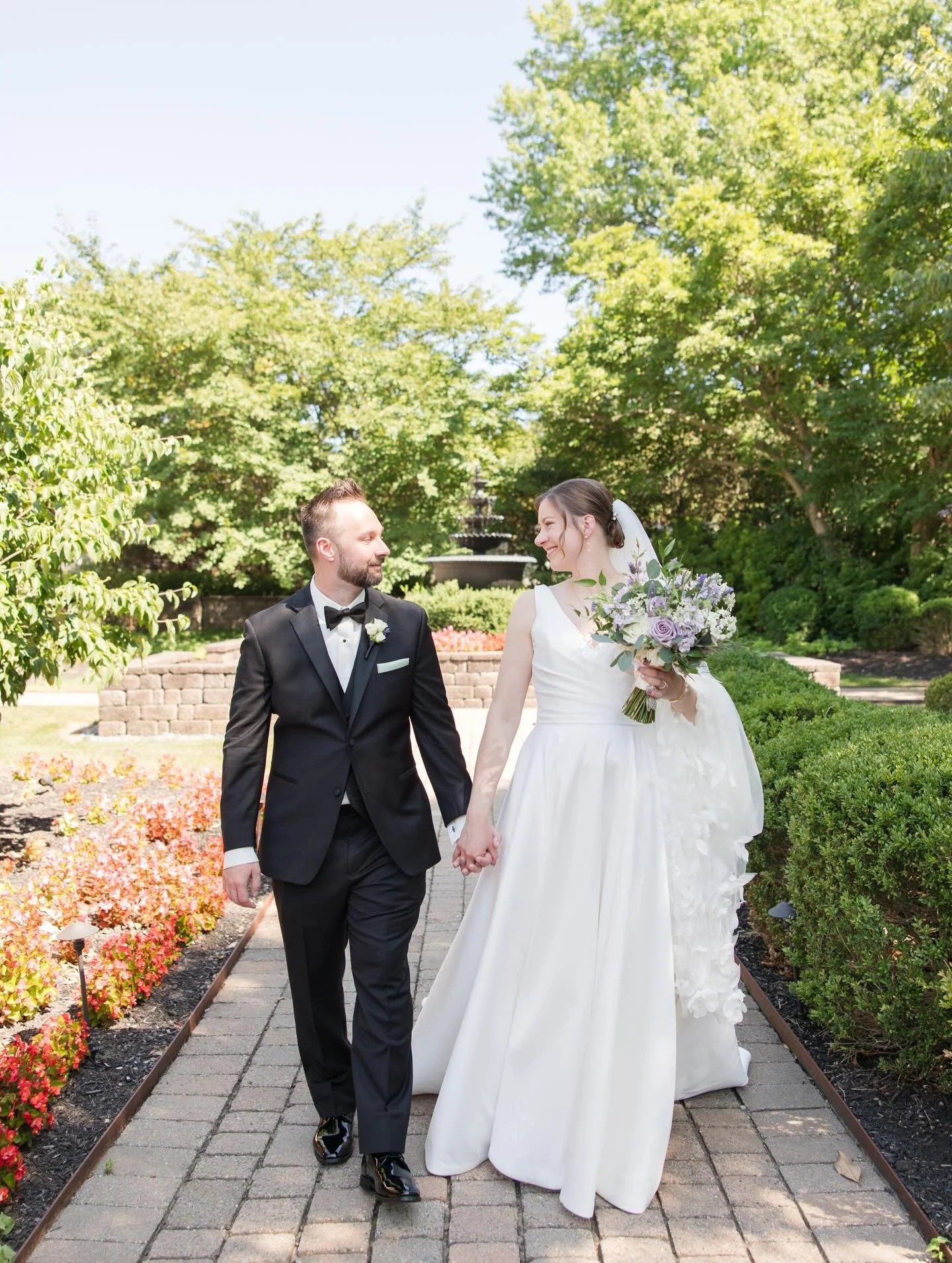 Emily &amp; Scott

At @thefarmhousenj 
Captured by the lovely @tinaelizabethphotography