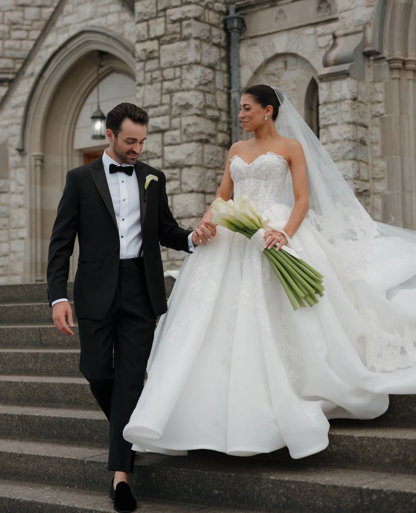 Nicole &amp; Brandon⁠
⁠
@therylandinn⁠
@laurenalatriste⁠
St Teresa of Avila Church⁠
⁠
#weddinginspiration #flowers #weddingflowers #florist #weddingdesign