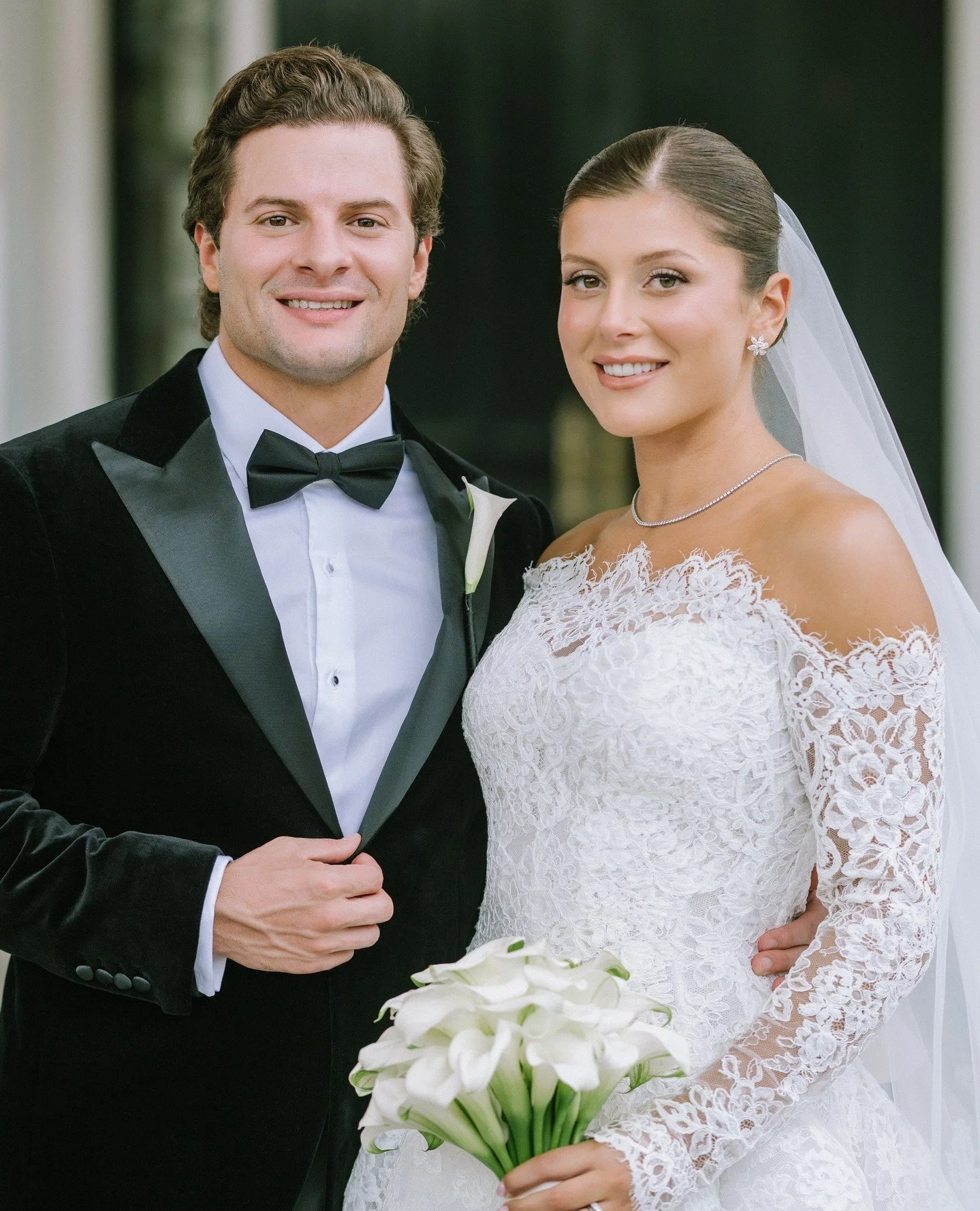 Jacqueline &amp; Vincent ⁠
⁠
@katetestaphotography⁠
@shadowbrooknj⁠
@jennyorsini⁠
@michelleeliseartistry⁠
@moniquelhuillier⁠
⁠
#weddinginspiration #flowers #weddingflowers #florist