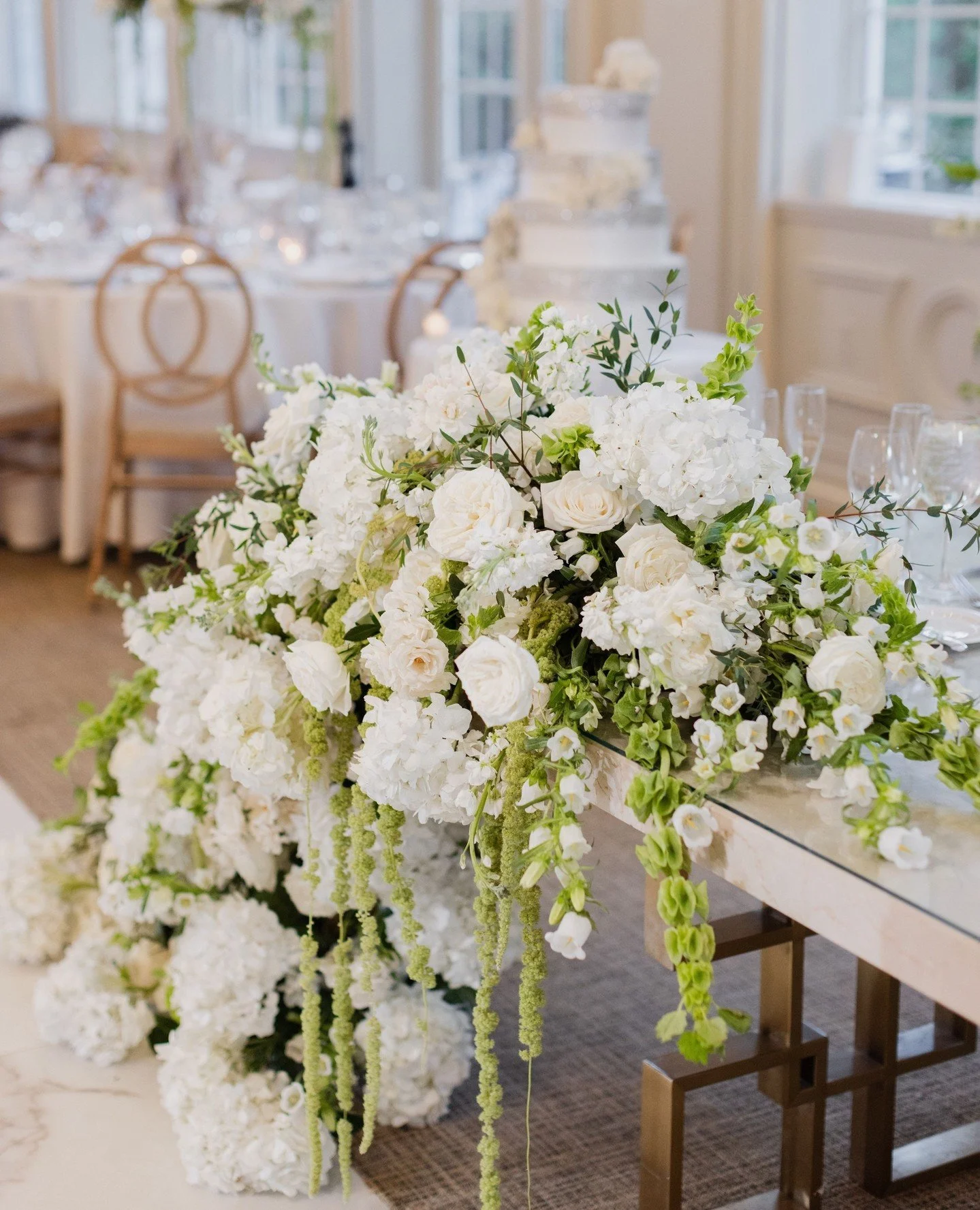 endlessly romantic⁠ florals for A+A⁠
⁠
@peachphotographynj⁠
@florentinegardensnj⁠
⁠
#wedding #weddinginspiration #weddingflowers #florist #floraldesigner ⁠