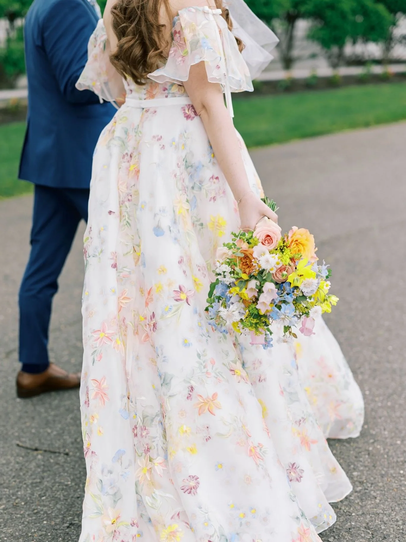 Gabriella &amp; Erik

At the beautiful @therylandinn captured by the wonderful @brijohnsonweddings 

#flowers #weddinginspiration #wedding #weddingflowers #weddingflorist