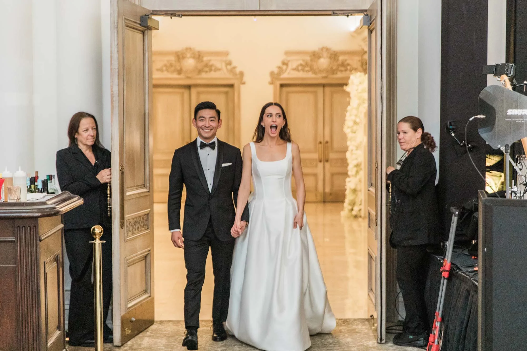 A Touch of Elegance Floral Design | Park Chateau Wedding New Jersey Weddings | Dyanna LaMora Photography  9 (3).jpg