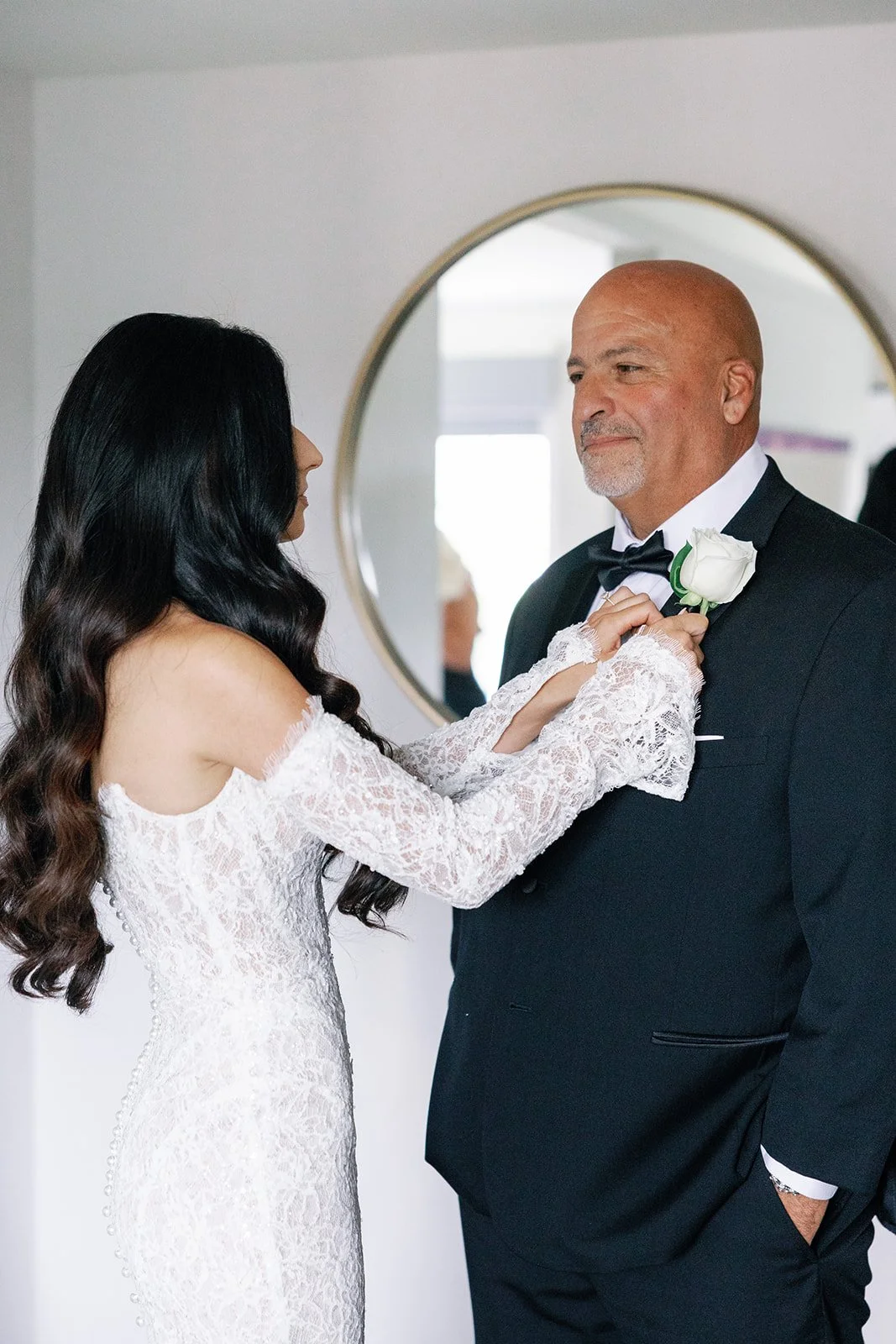 01. Olivia and Anthony_Olivia Getting Ready_0132.jpg