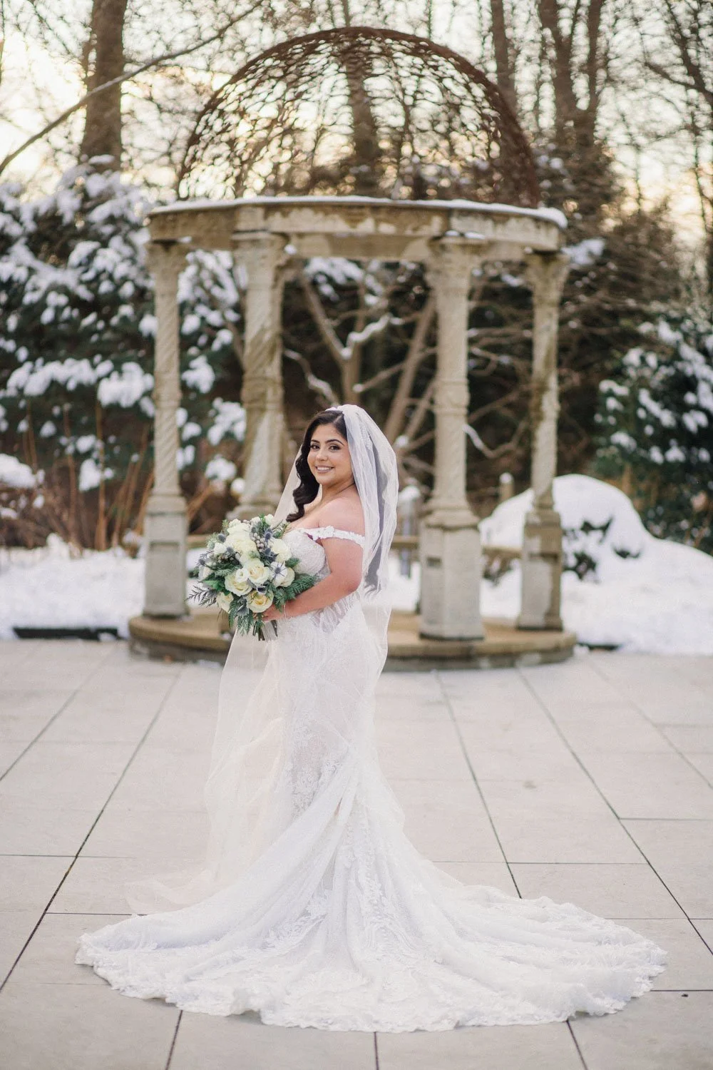 crystal-plaza-winter-wedding-6.jpg