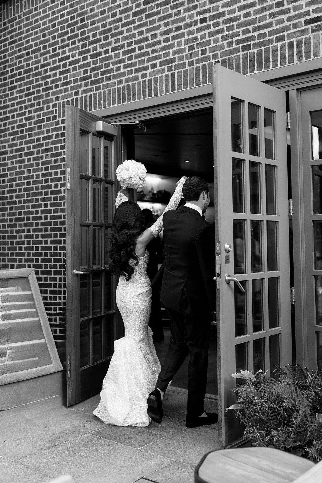 Olivia and Anthony_Previews_0101.jpg