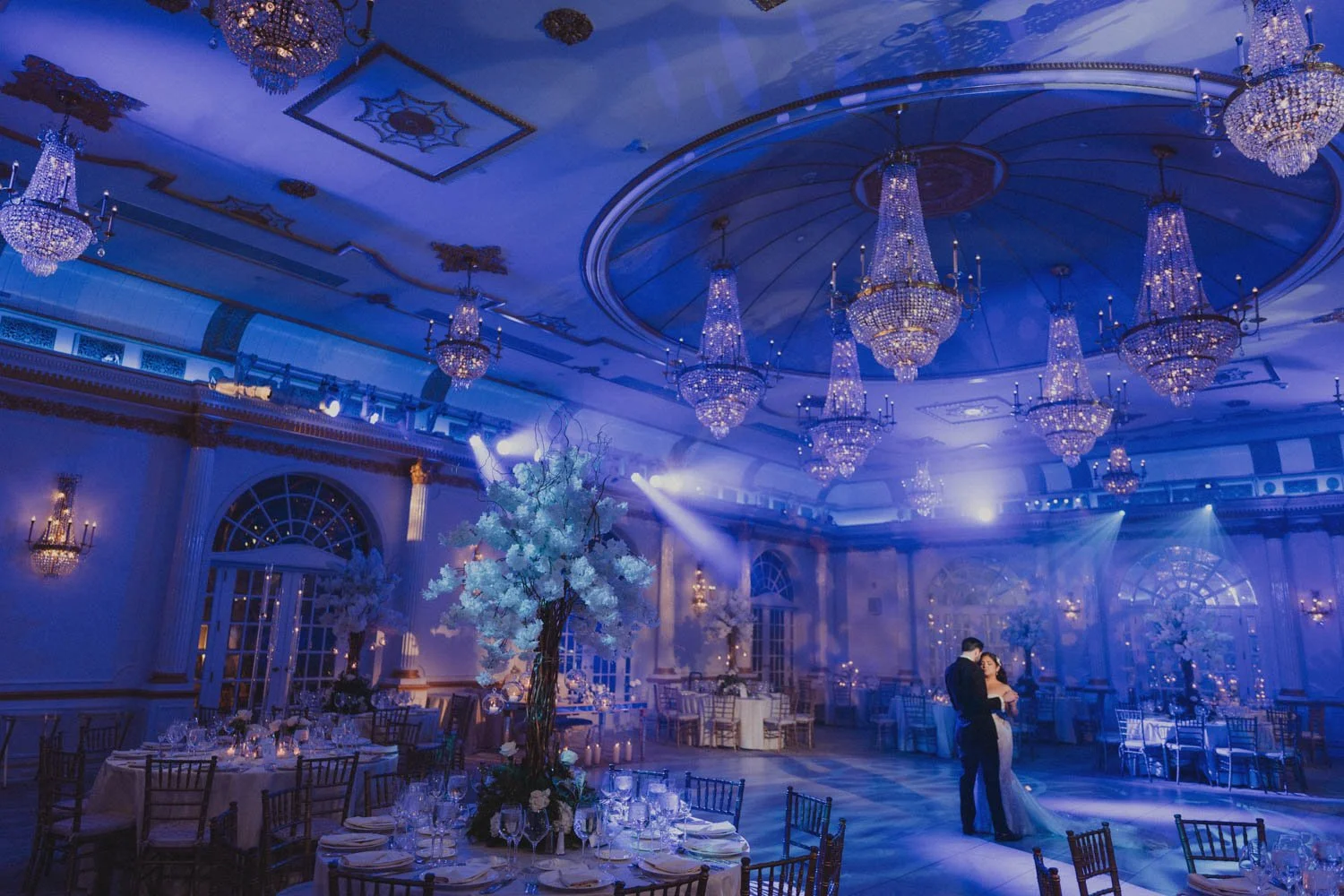 crystal-plaza-winter-wedding-22.jpg