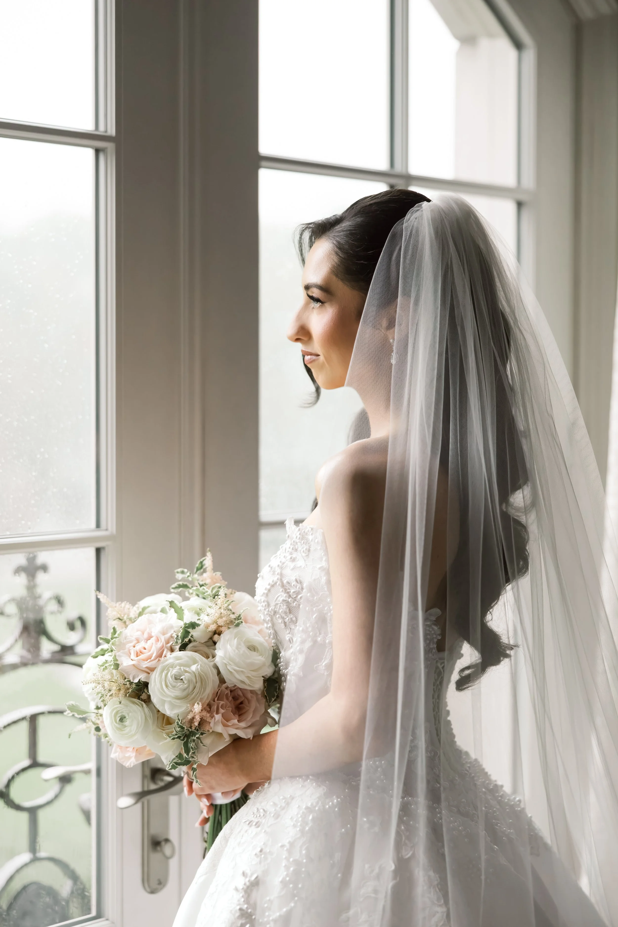 Juliette-Connor-Wedding-BridalPrep-by-Lizzie-Burger-Photo-111.jpg