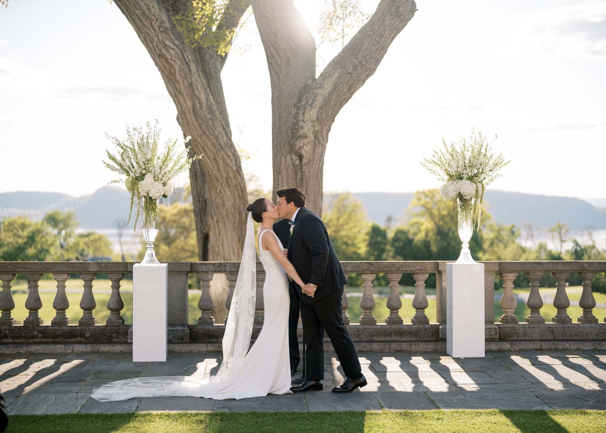 A Touch of Elegance Florist - Ceremony Spotlight Examples 4 (1).jpg