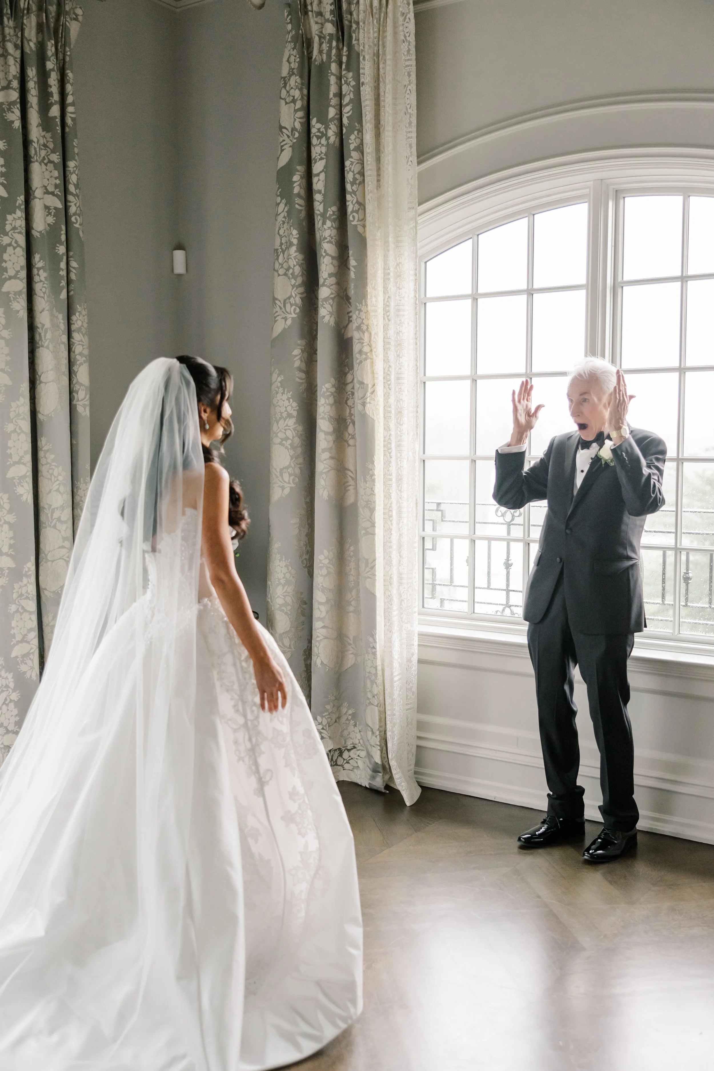 Juliette-Connor-Wedding-BridalPrep-by-Lizzie-Burger-Photo-147.jpg