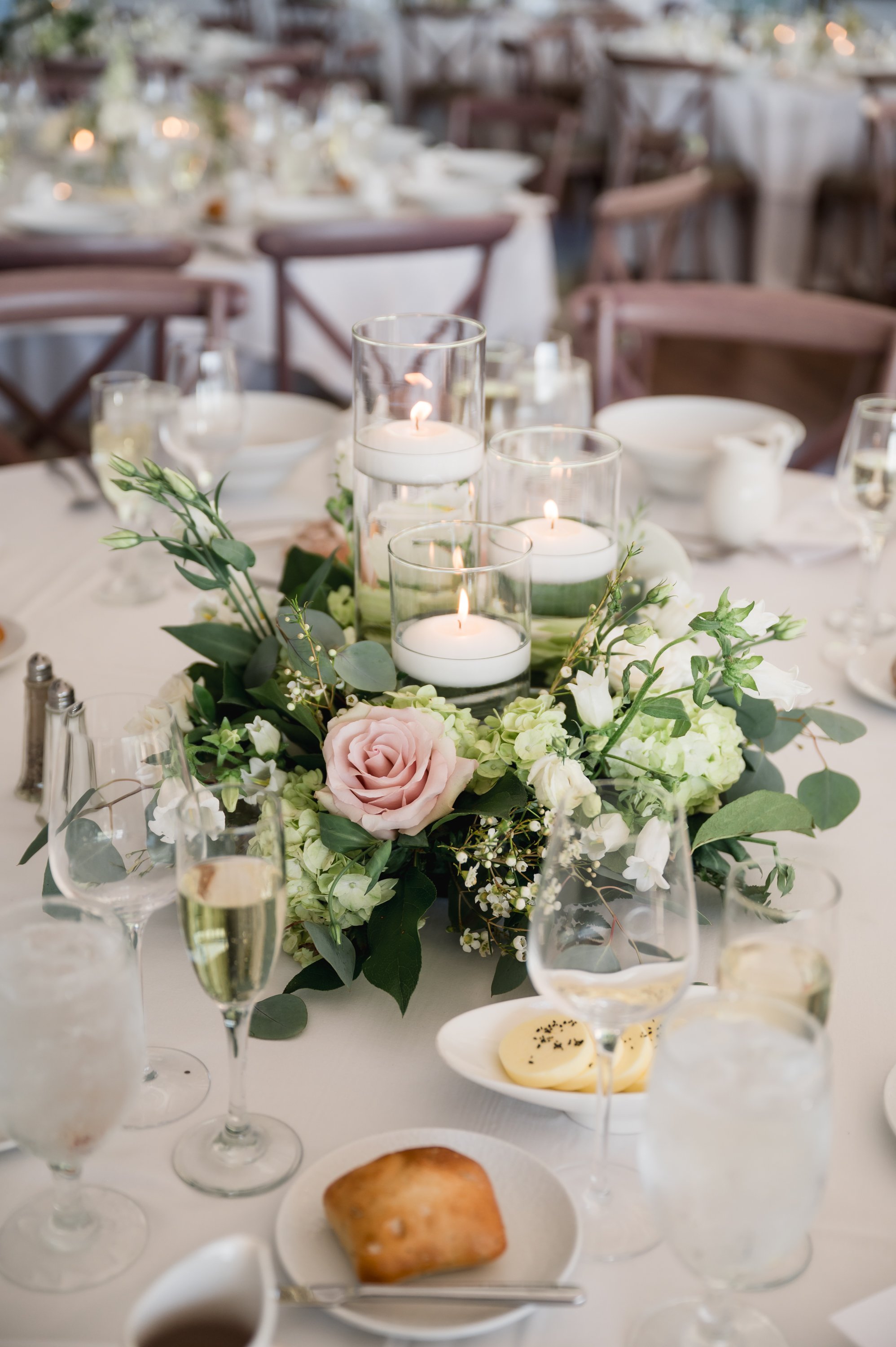 A Touch of Elegance Florist Centerpieces at Receptions Spotlight Examples 8 (3).jpg