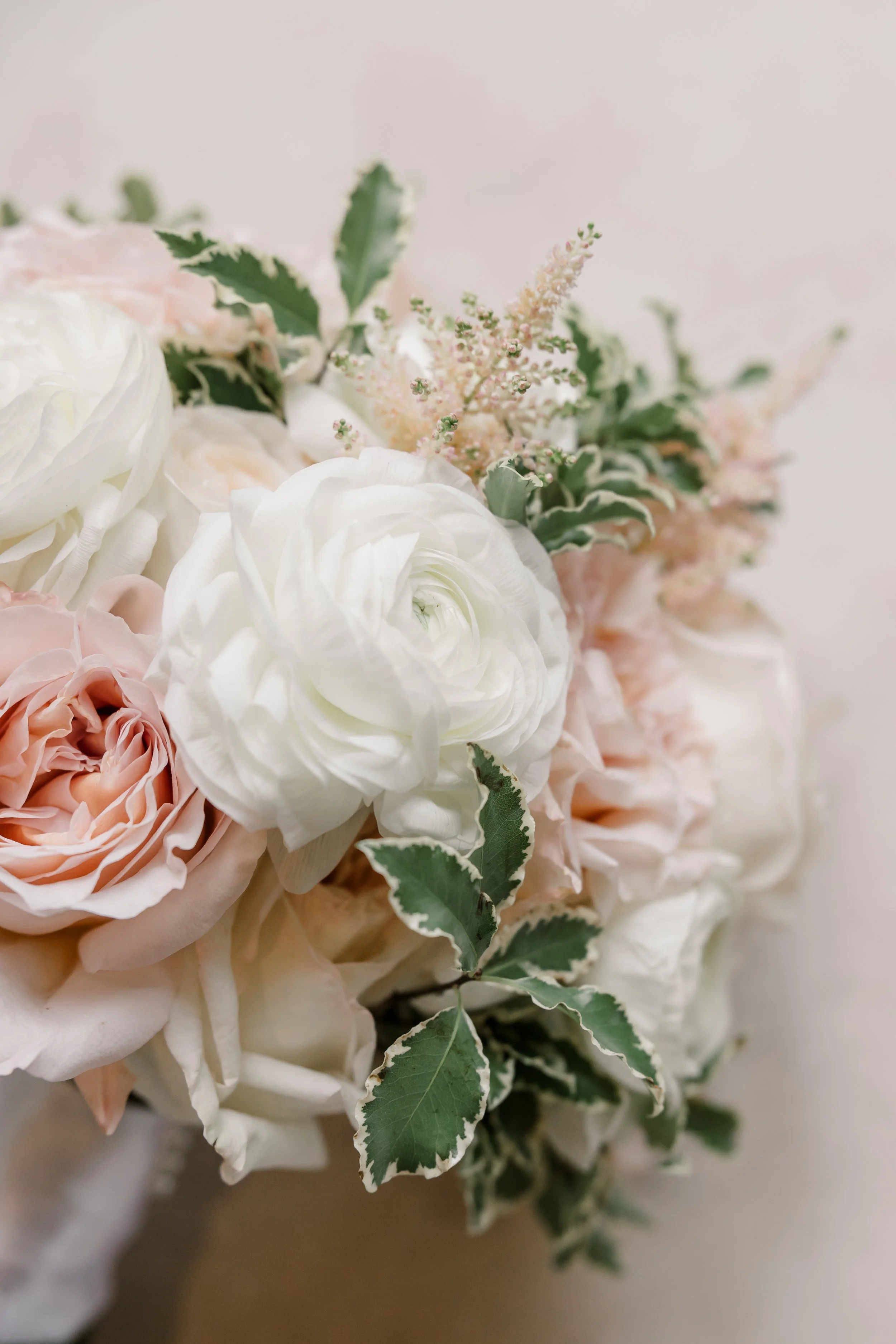 Juliette-Connor-Wedding-BridalPrep-by-Lizzie-Burger-Photo-17.jpg