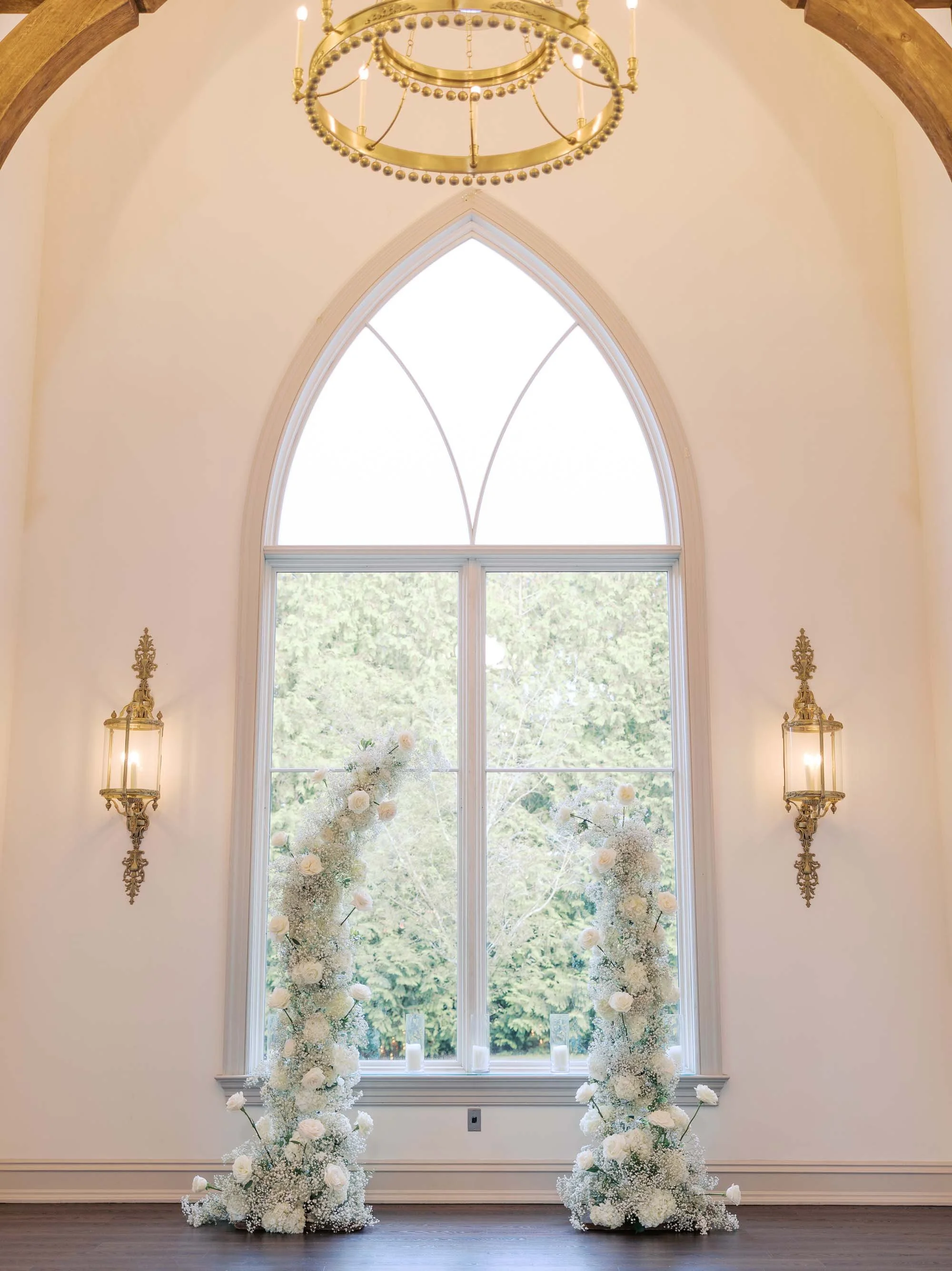 A Touch of Elegance Florist - Ceremony Spotlight Examples 9.jpg