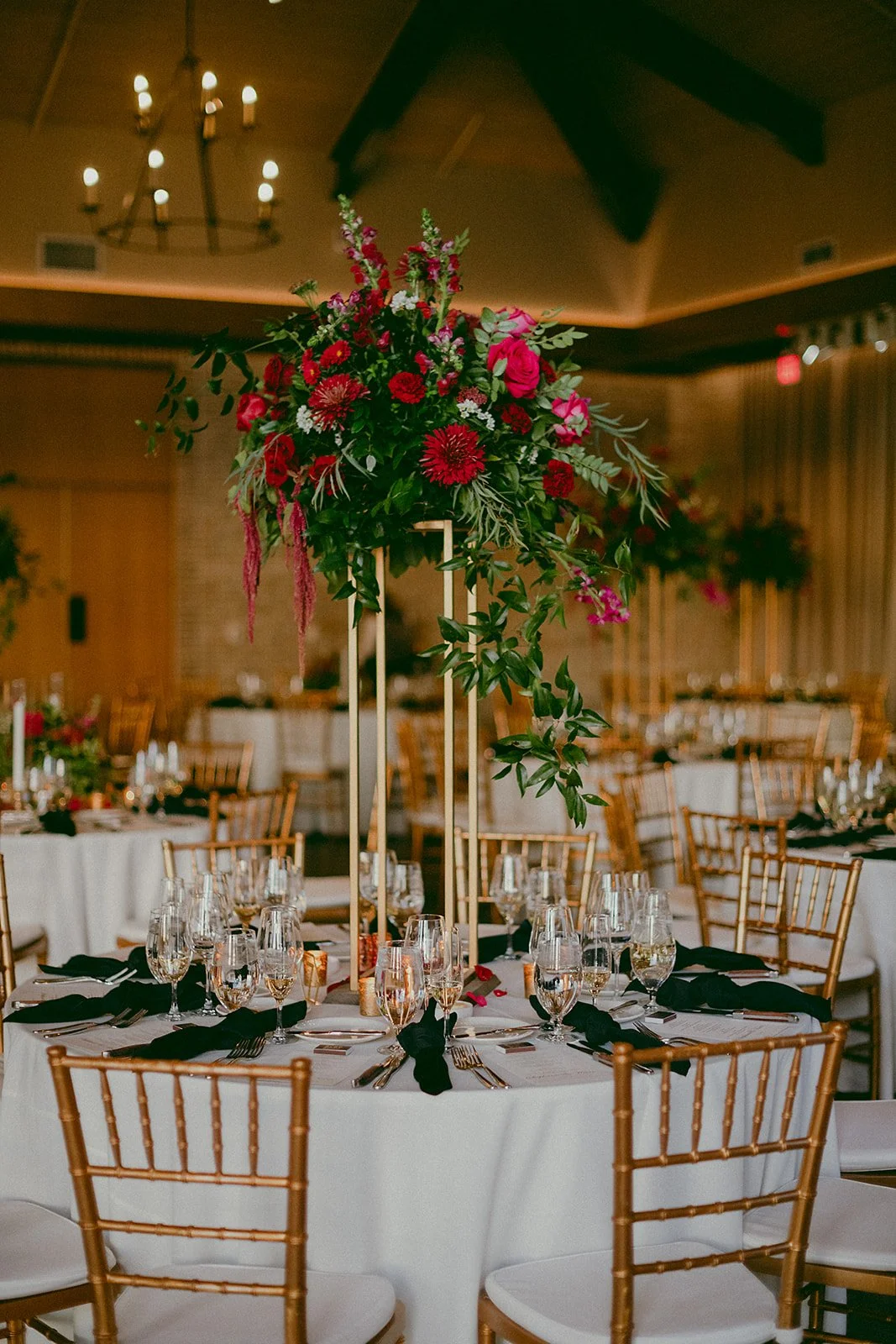 casbah stand natirar.jpg