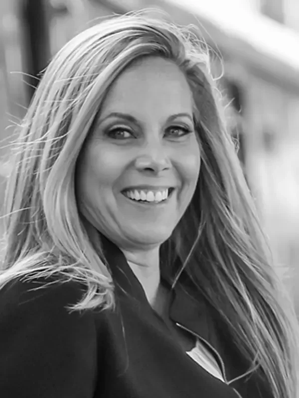 Laura Gillen, NY-04.webp