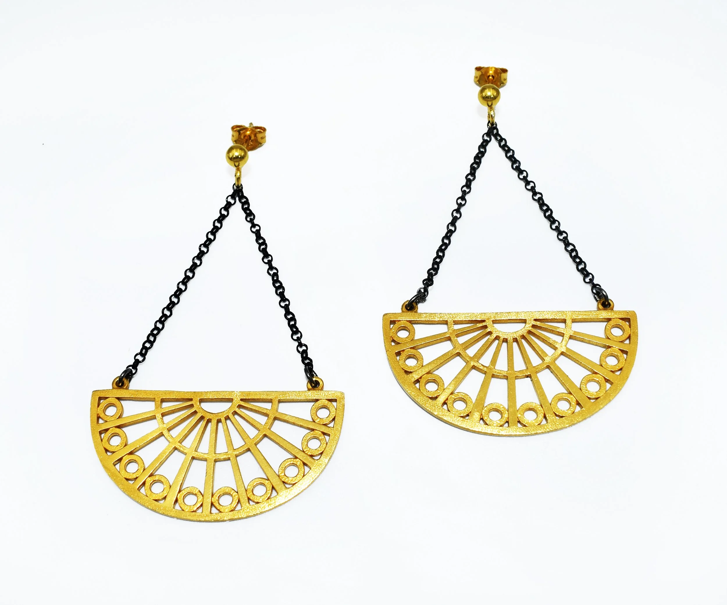 Toksoto earrings-DSC_3409.jpg