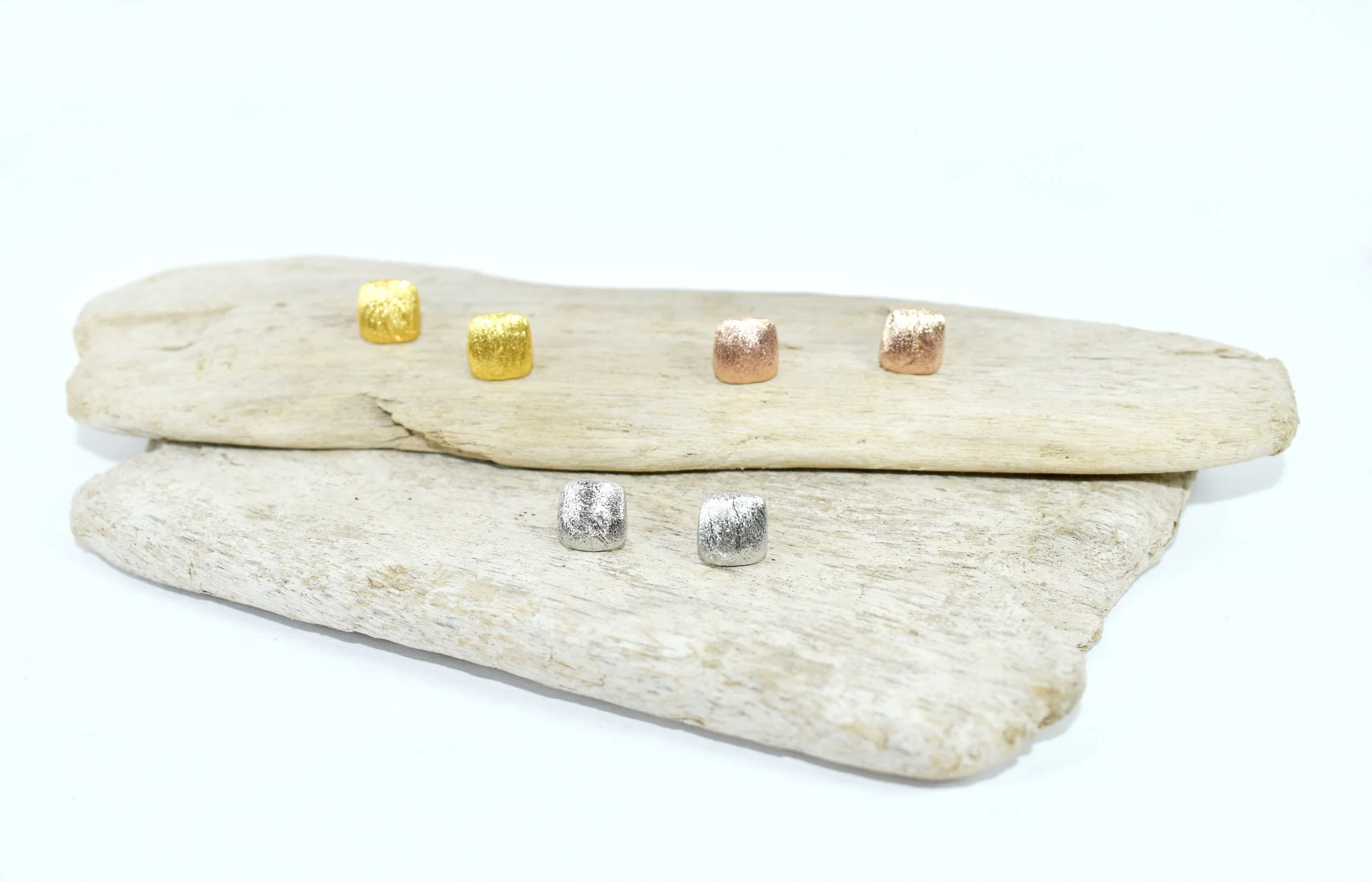 square stud all - DSC_0828.jpg