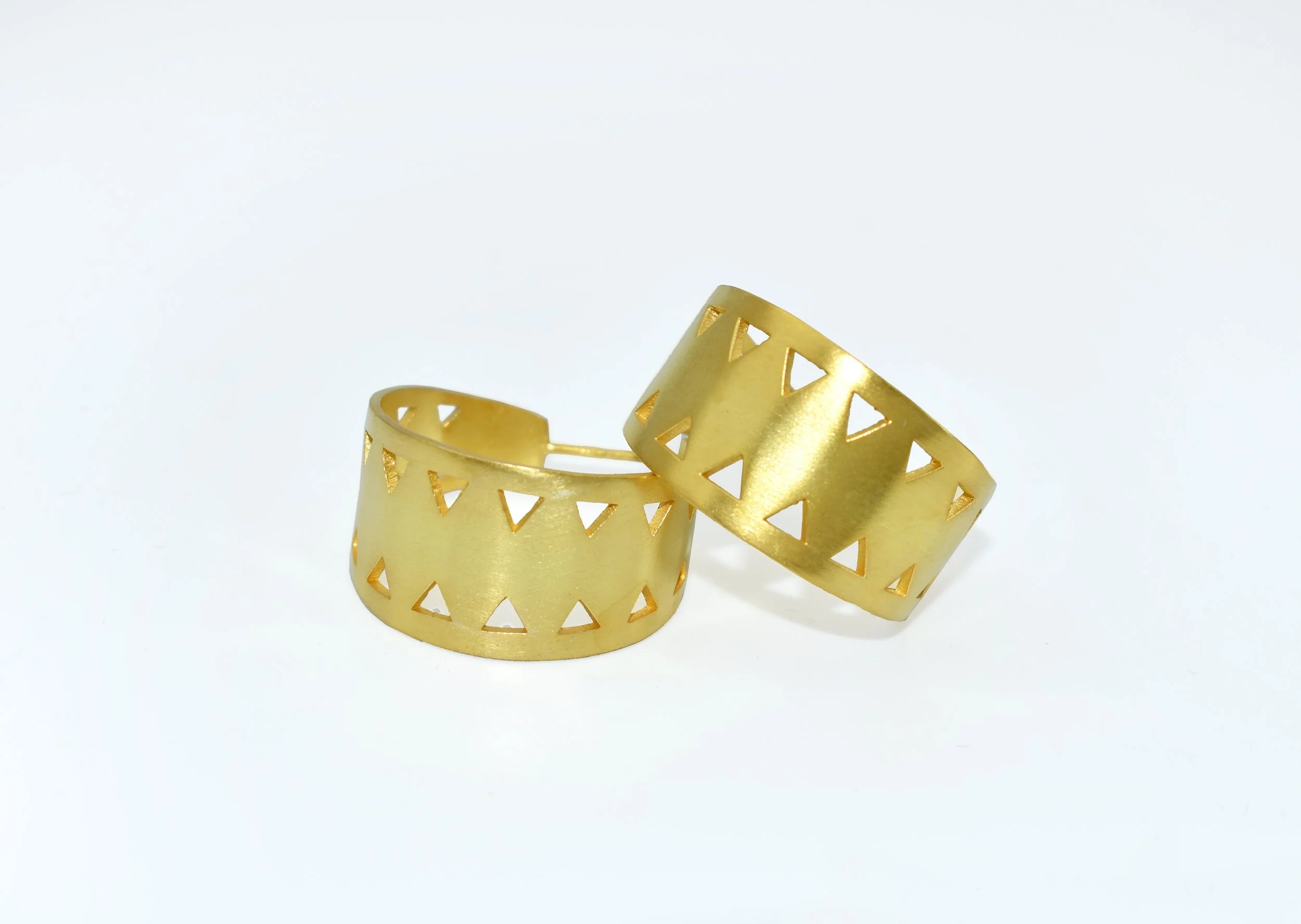 gold triangle hoops DSC_3878.jpg