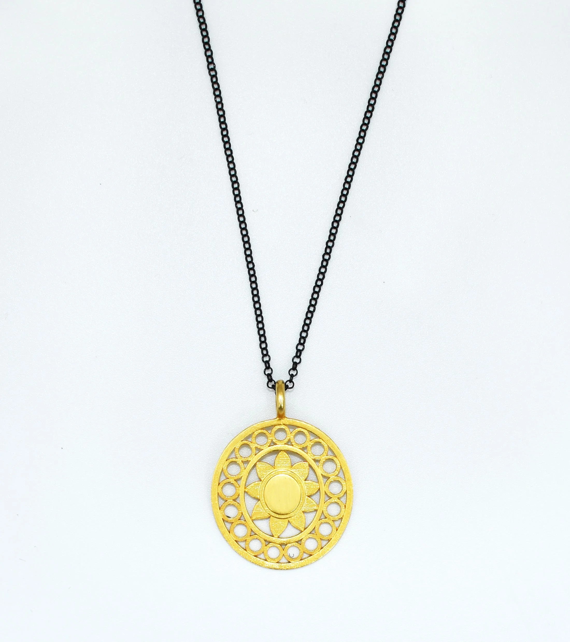 helios necklace gold-DSC_2921.jpg