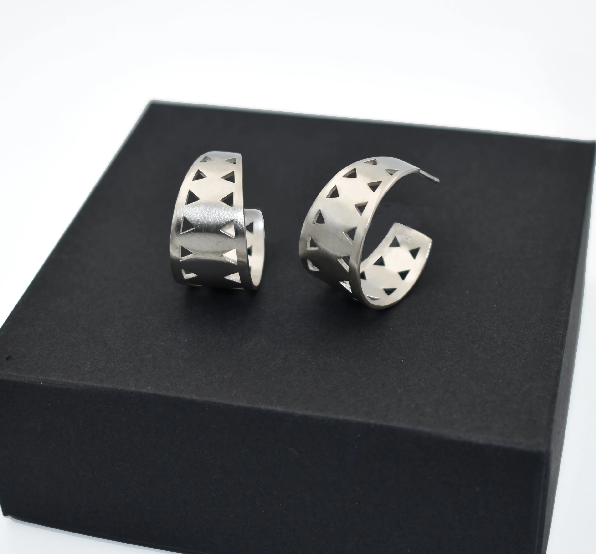 platinum triangle hoops DSC_3861.jpg