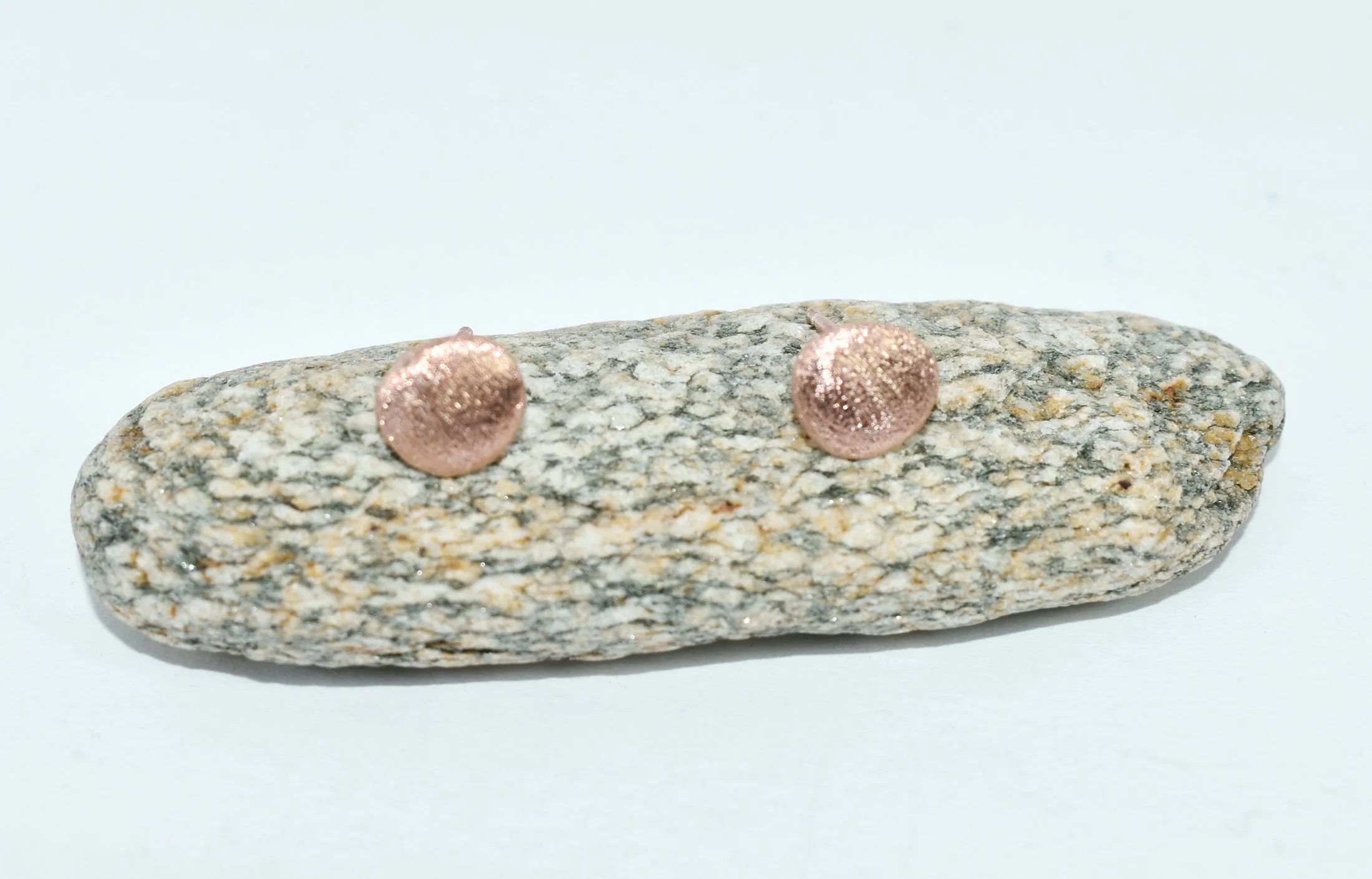 circle stud rose gold - DSC_0896.jpg