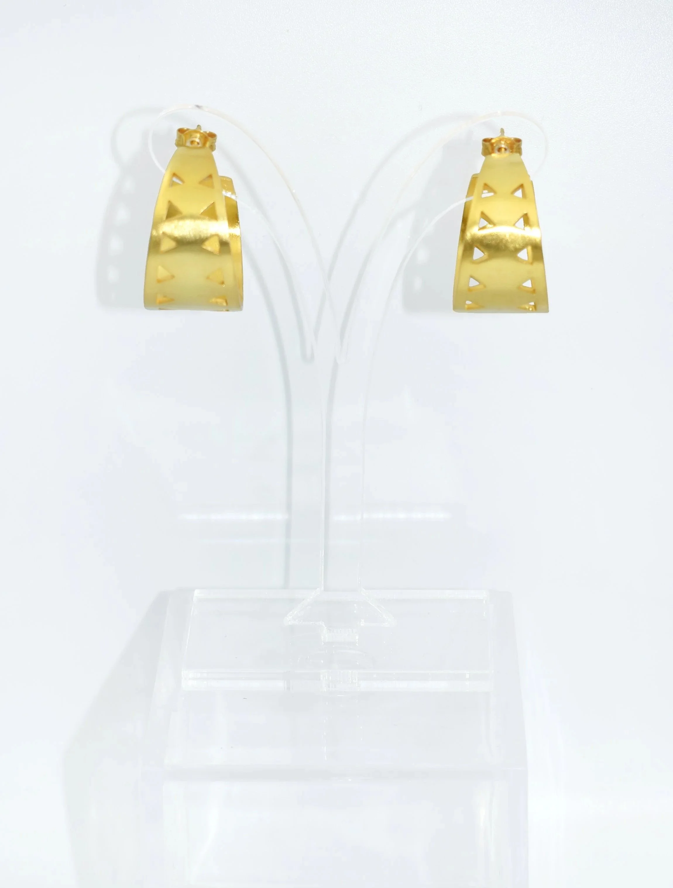 gold+triangle+hoops+DSC_3874.jpg