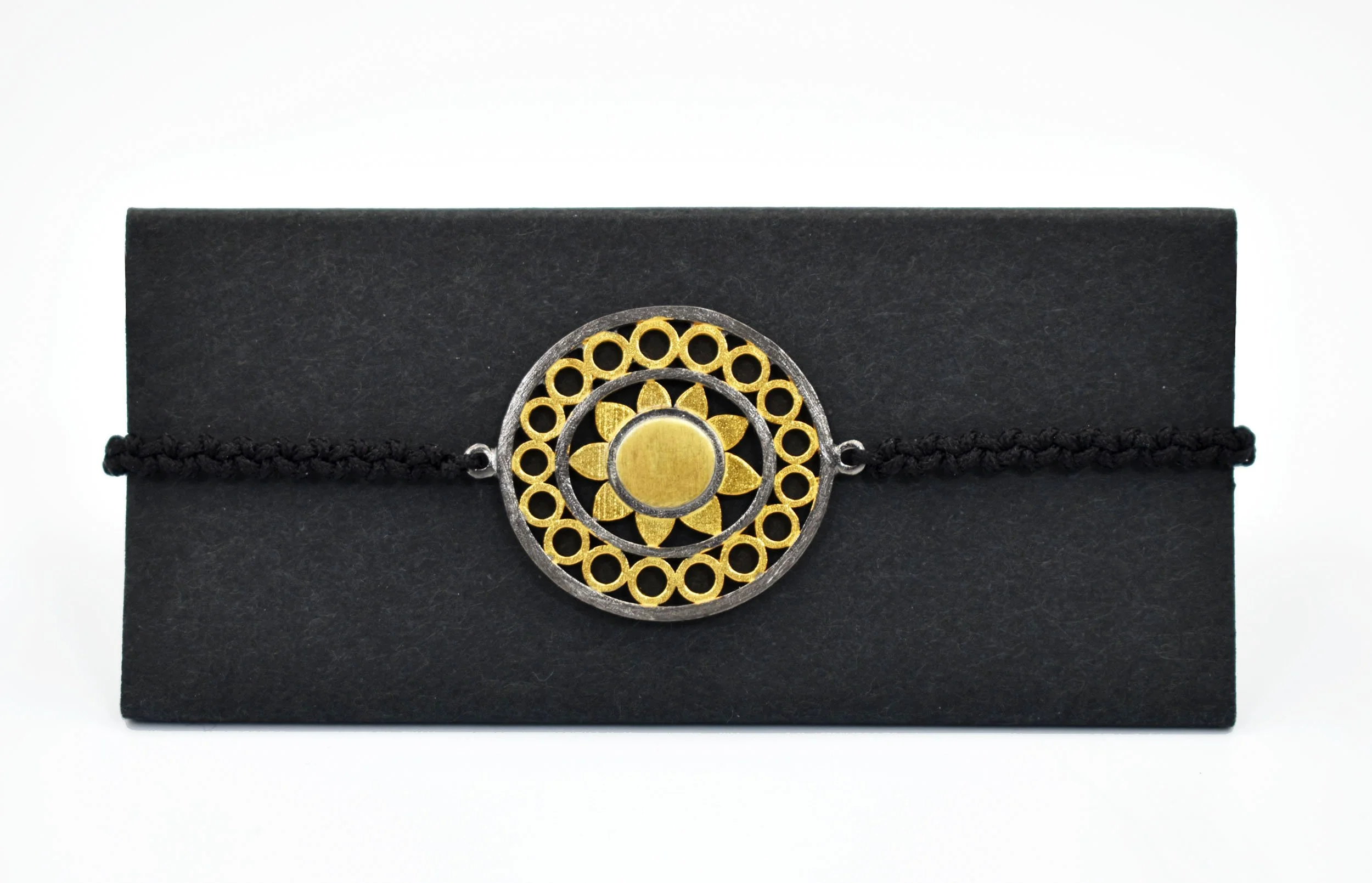 helios bracelet black+gold-DSC_3002.jpg