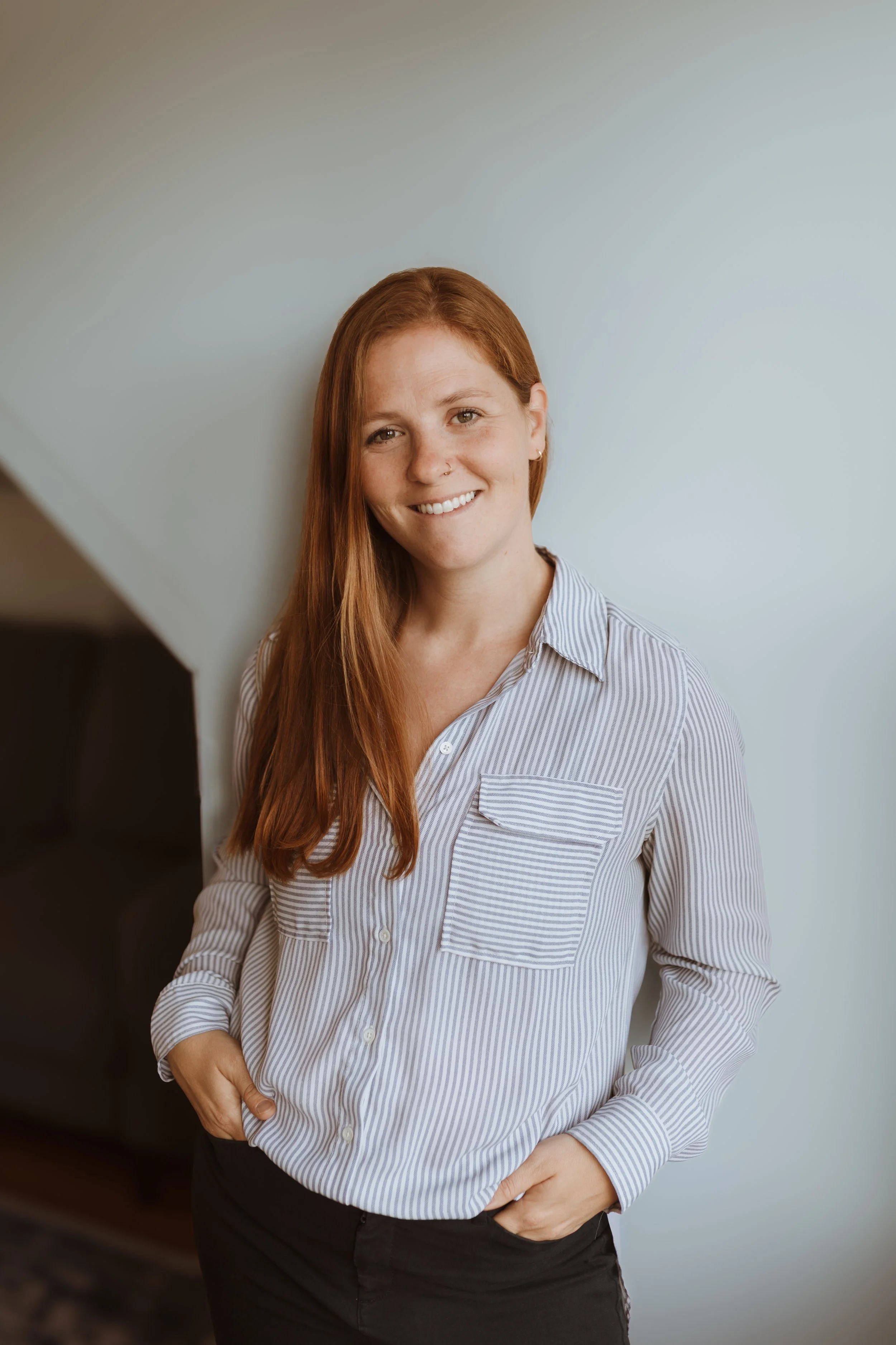 Ontario therapist in calming office