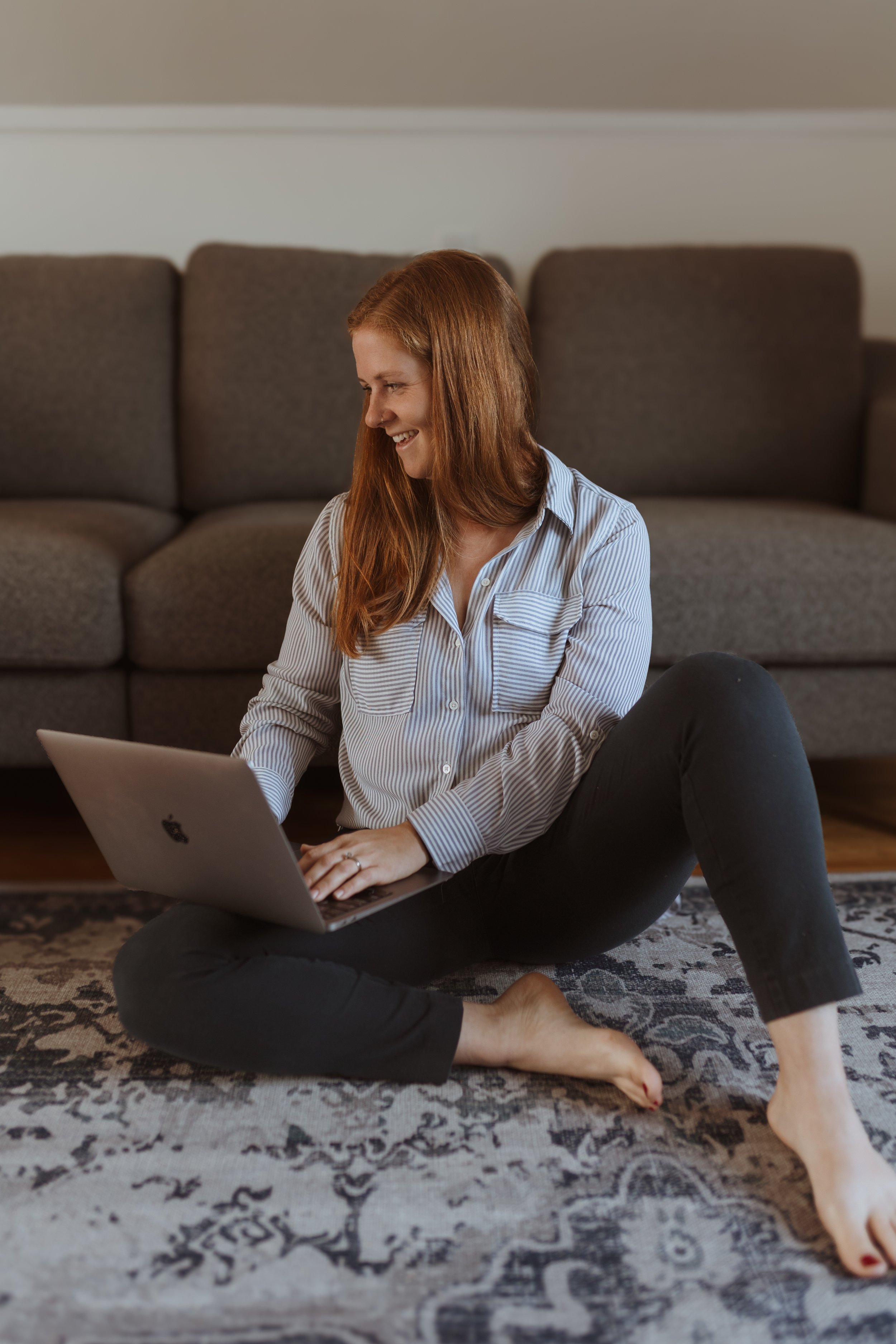 Ontario therapist in calming office