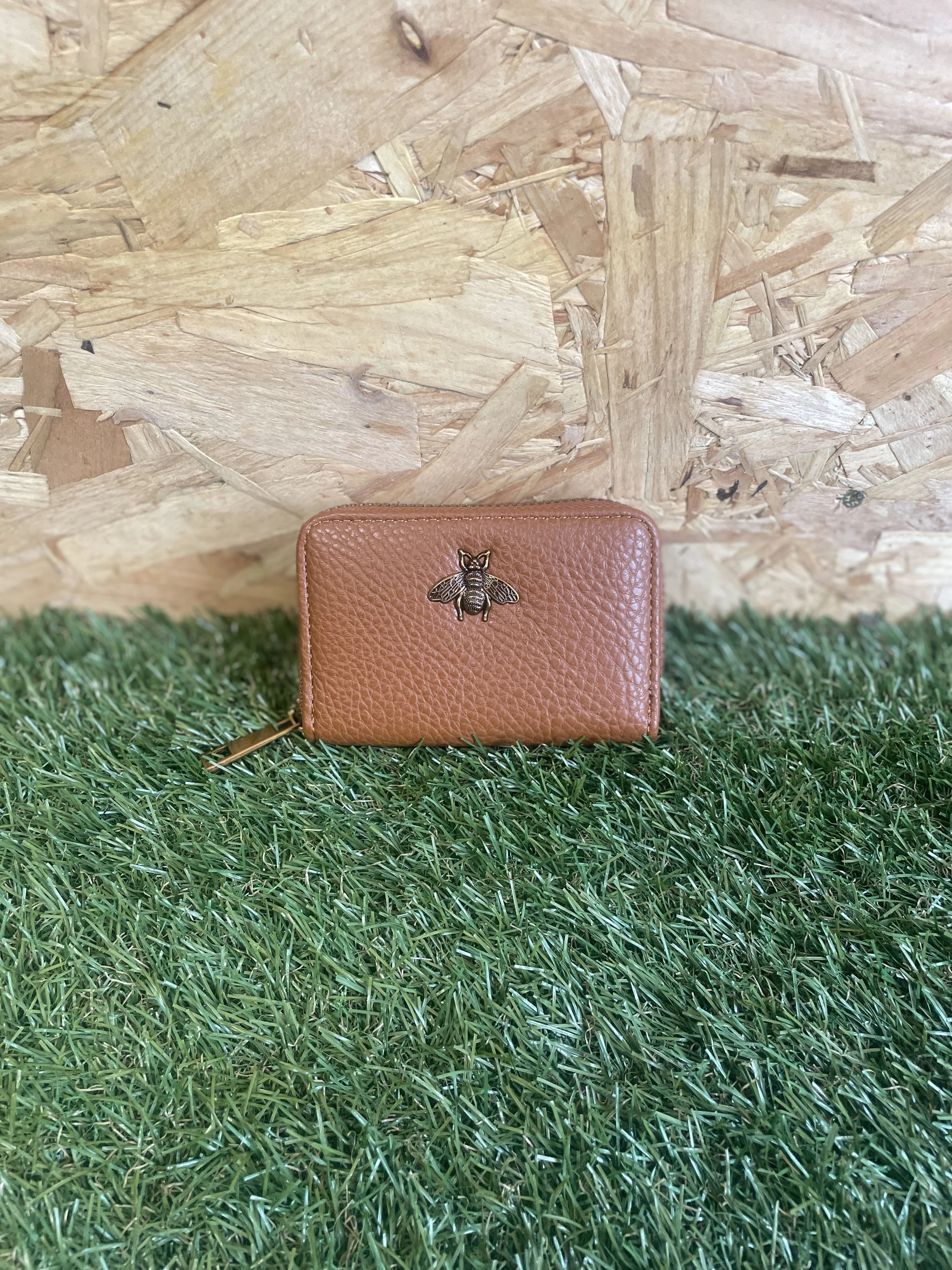 Bee Cardholder