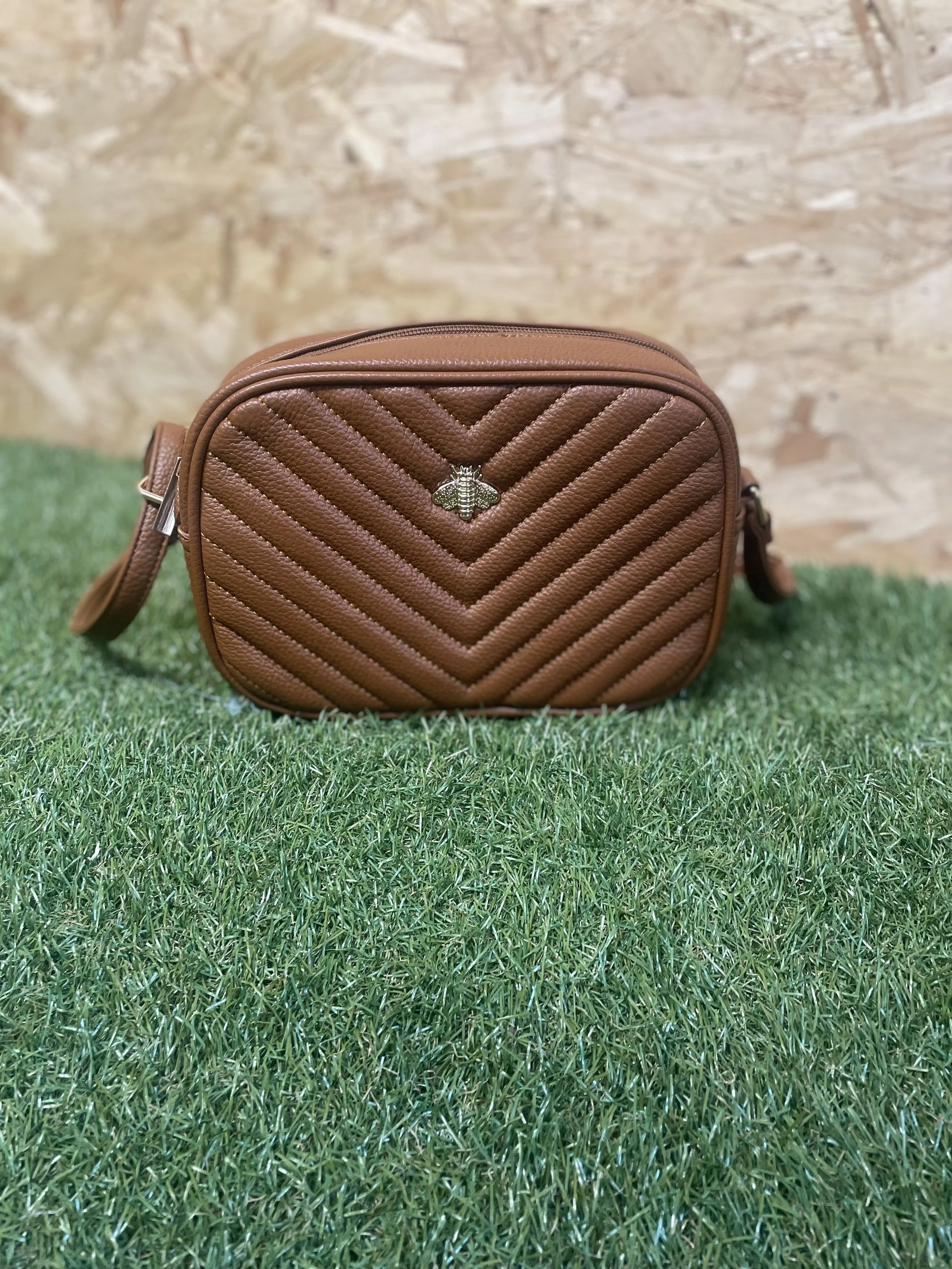 Quilted Bee Bag