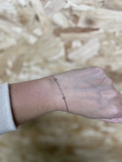 Minimalist Bead Bracelet