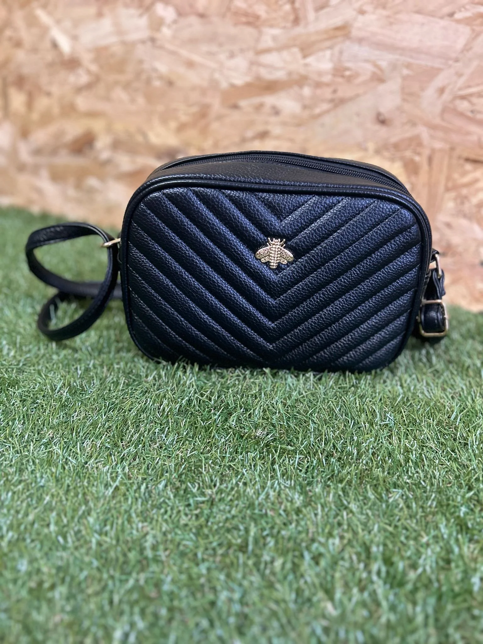 Quilted Bee Bag