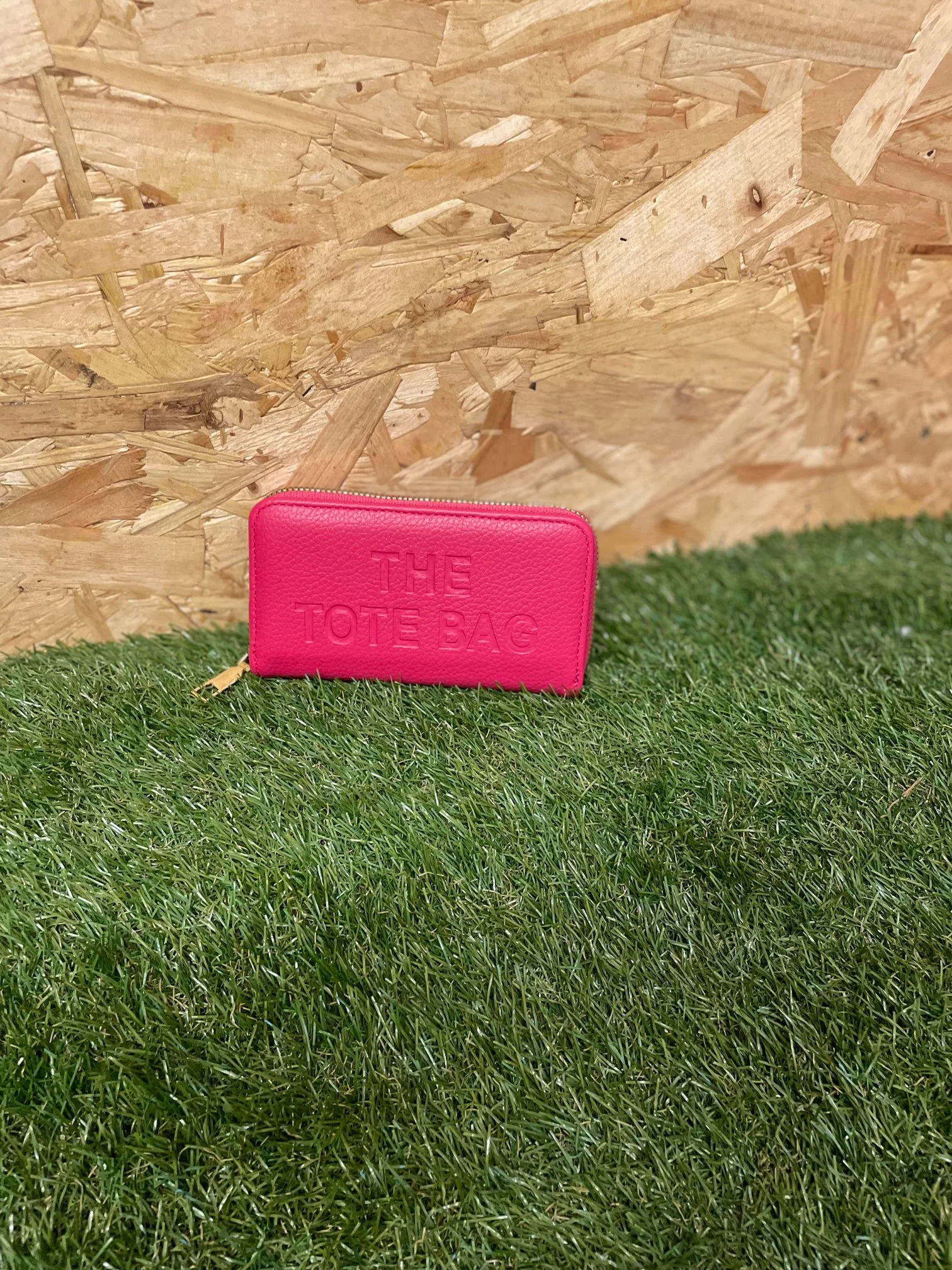 Single Zip Tote Purse