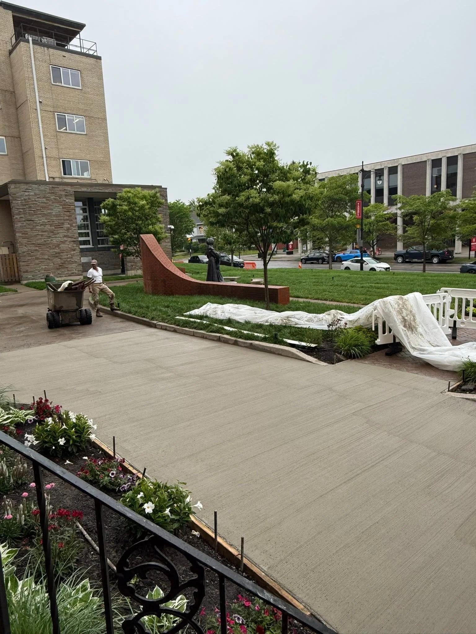 Dyouville pad 2.jpg