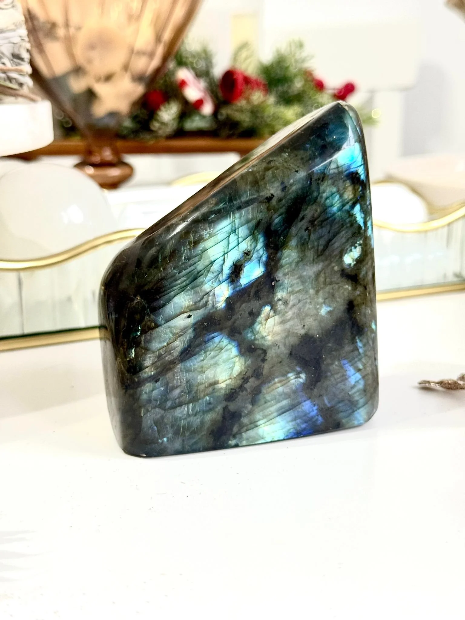 Labradorit - forma libera gigant 