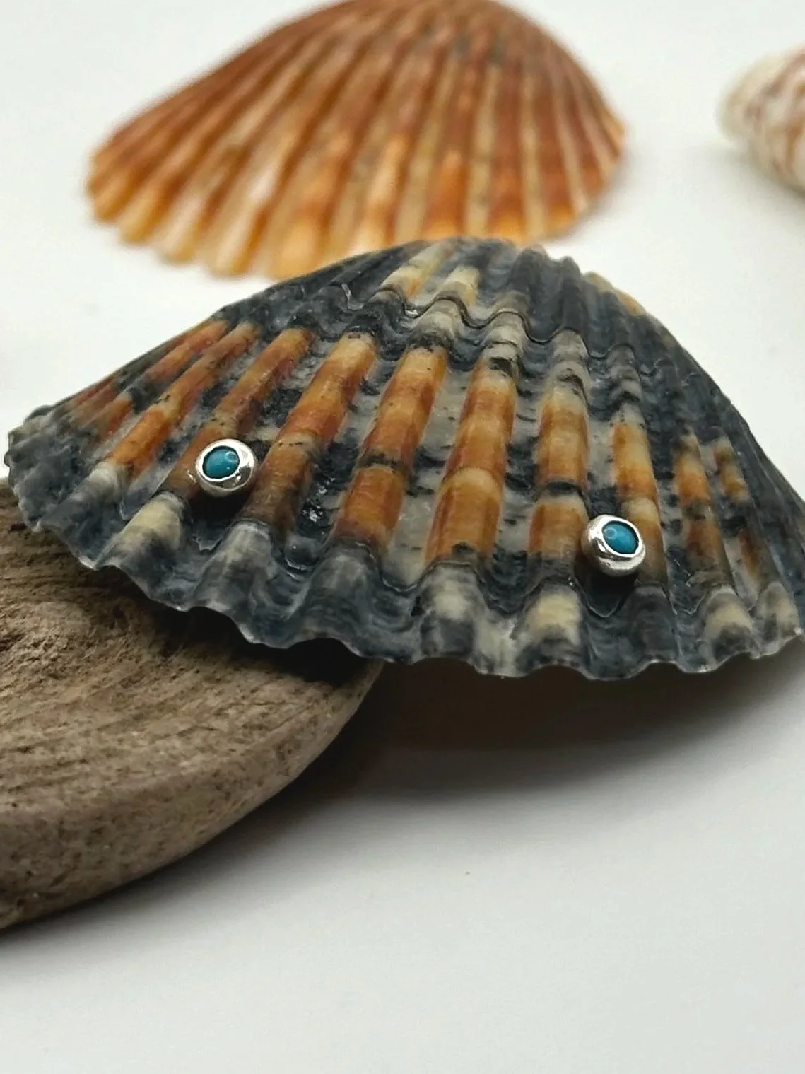 Dainty Studs - Turquoise